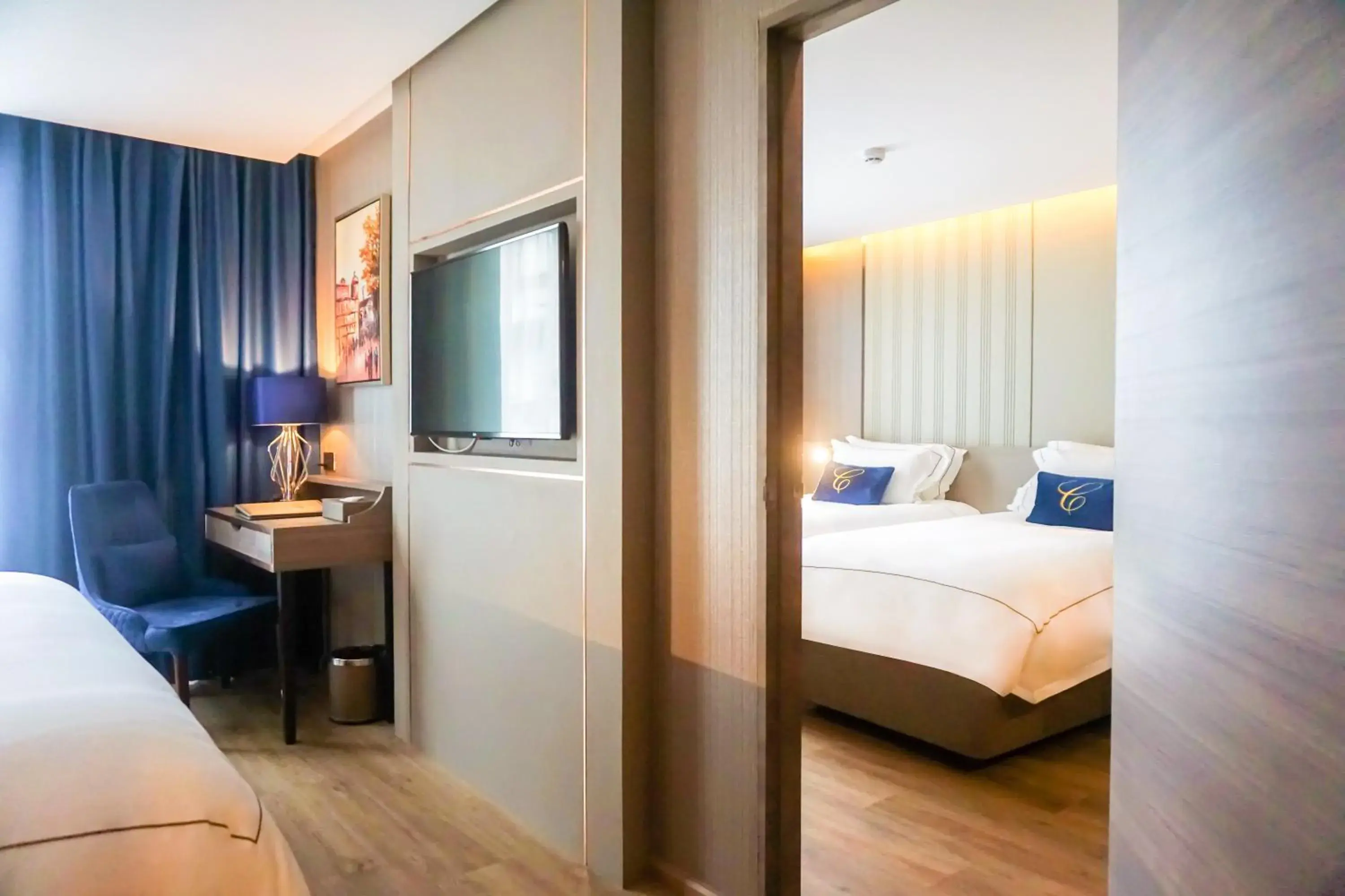 Communal lounge/ TV room, Bed in GLOW Sukhumvit 5 Communal lounge/ TV room, Bed in GLOW Sukhumvit 5