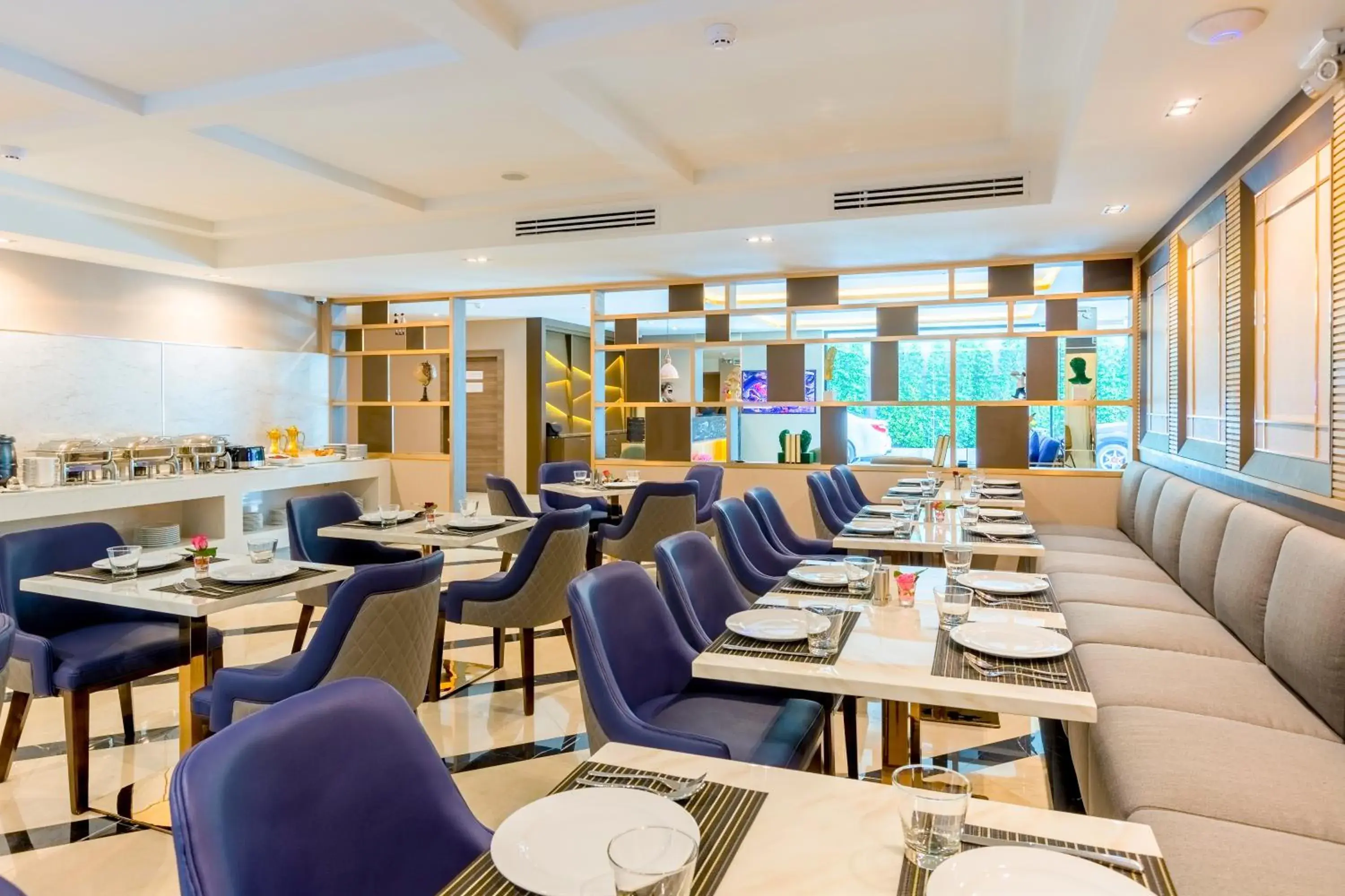 Restaurant/places to eat in GLOW Sukhumvit 5 Restaurant/places to eat in GLOW Sukhumvit 5