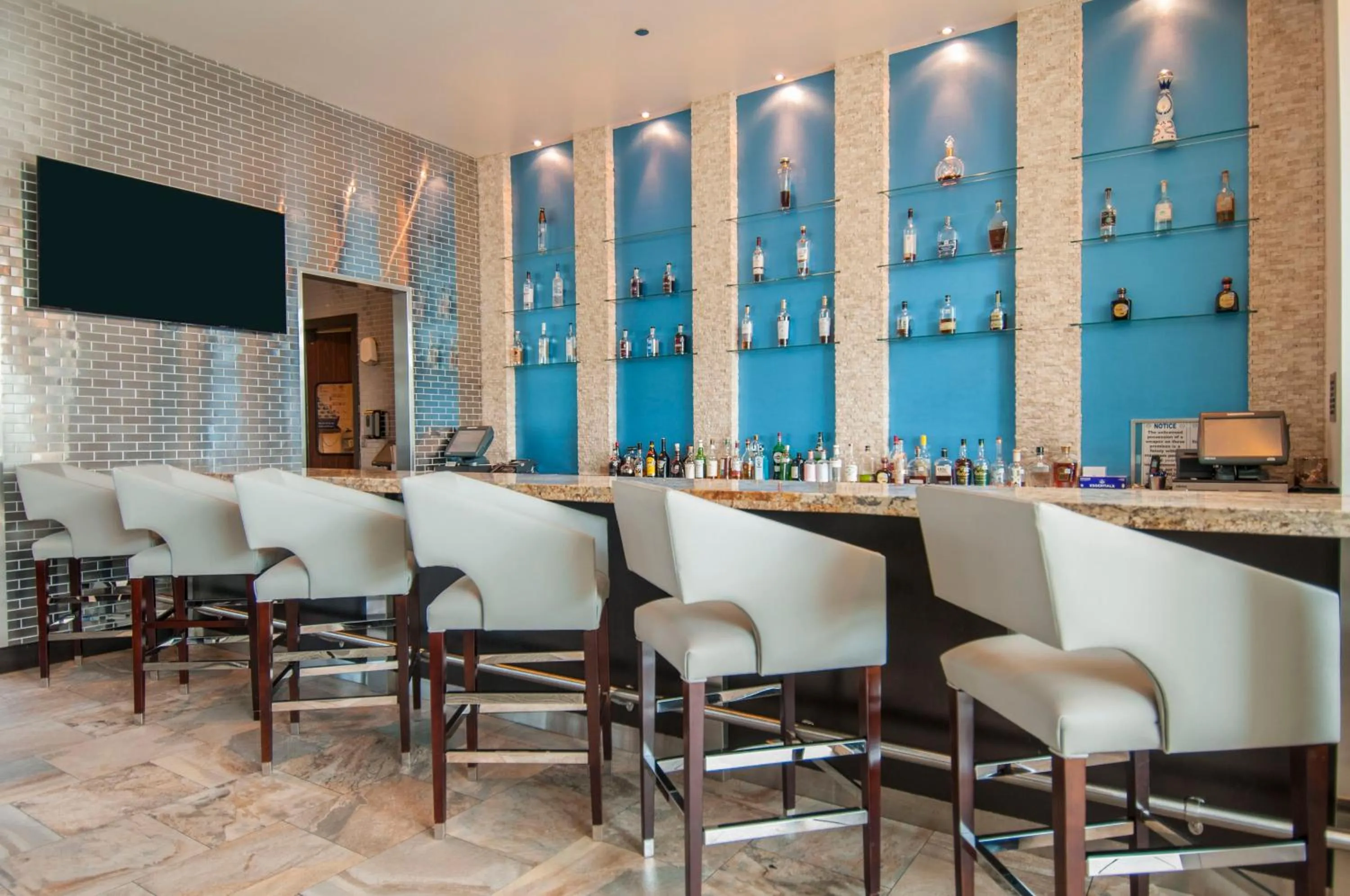 Restaurant/places to eat in Hotel Indigo Waco by IHG