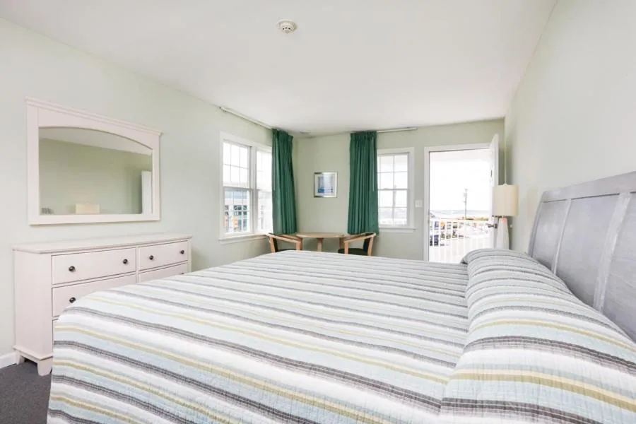 Bed in The Heritage Inn