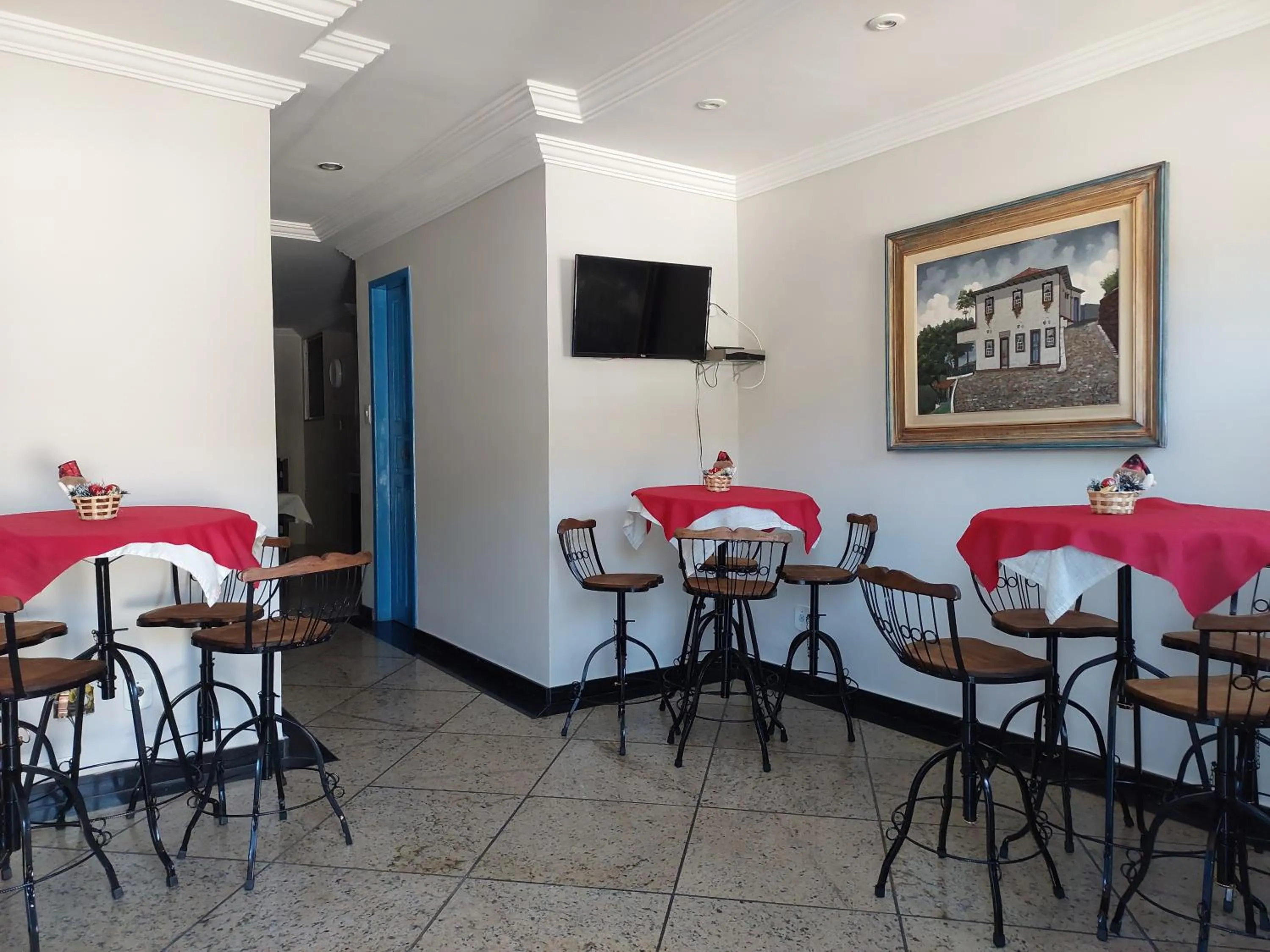 Living room in Pousada Ouro Preto