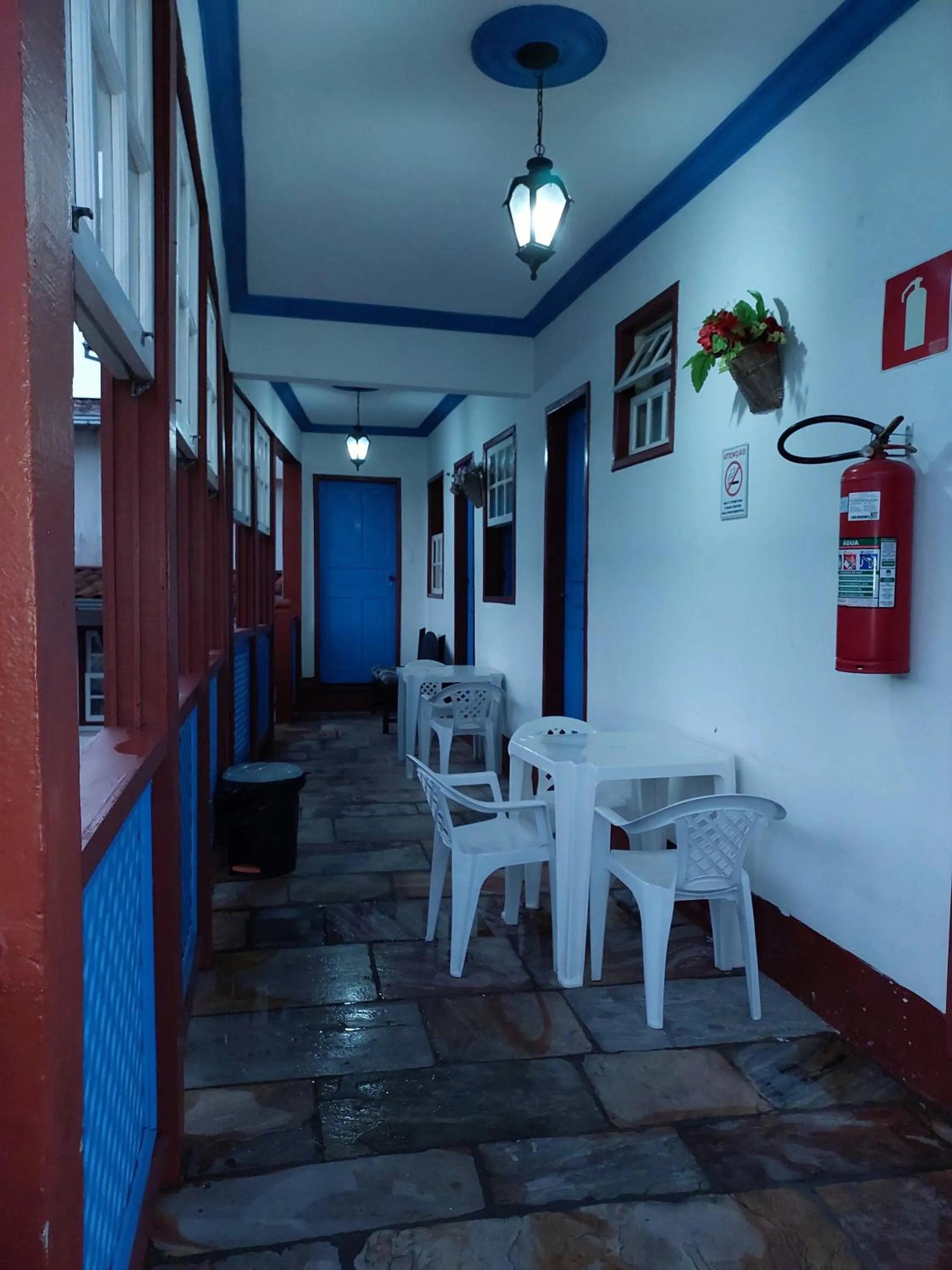 Living room in Pousada Ouro Preto