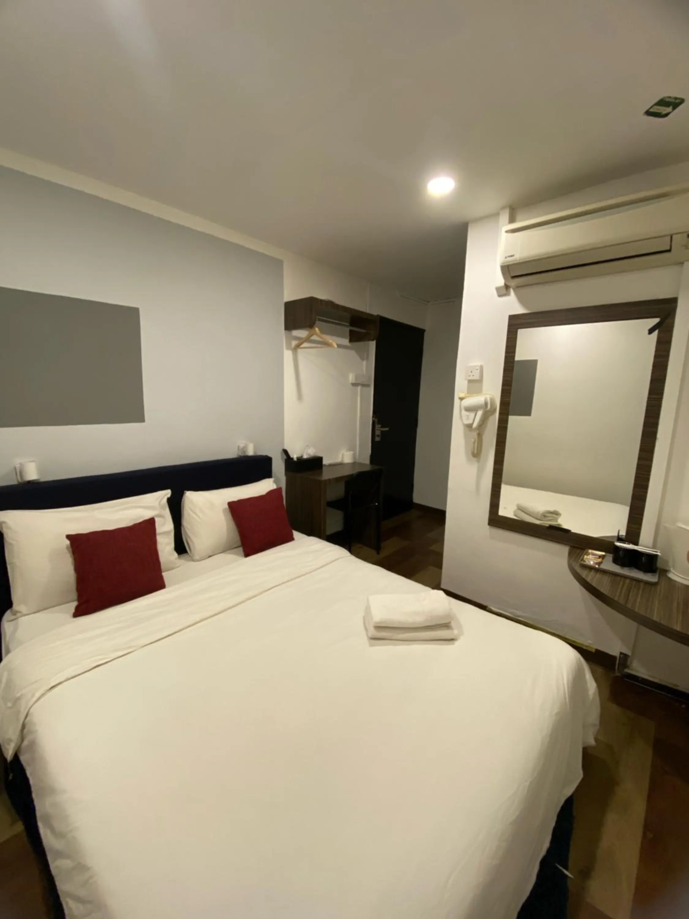 Bedroom, Bed in V Hotel Johor Bahru