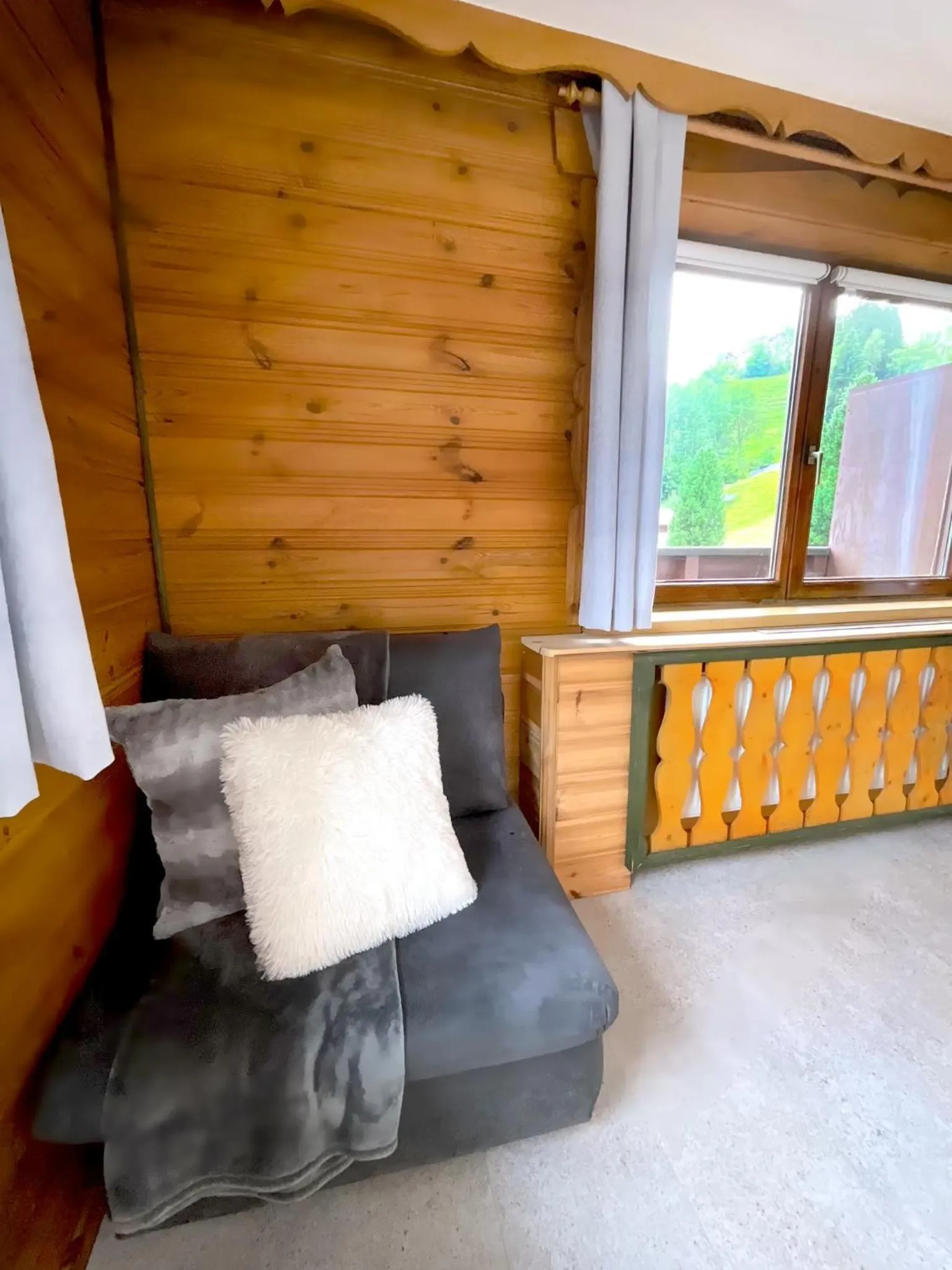 Seating area in Hotel Wildrose