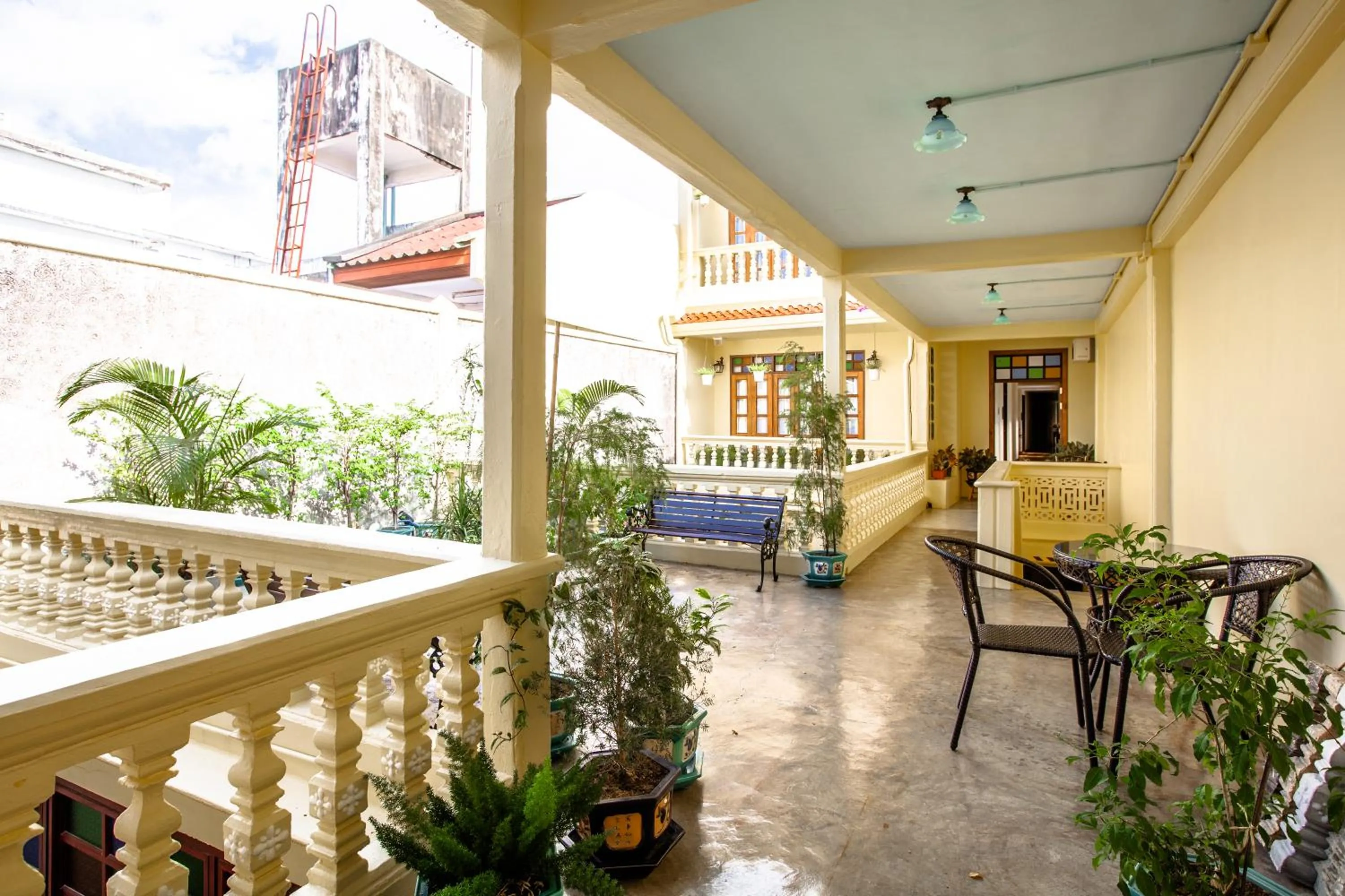 Balcony/Terrace in WOO Gallery & Boutique hotel
