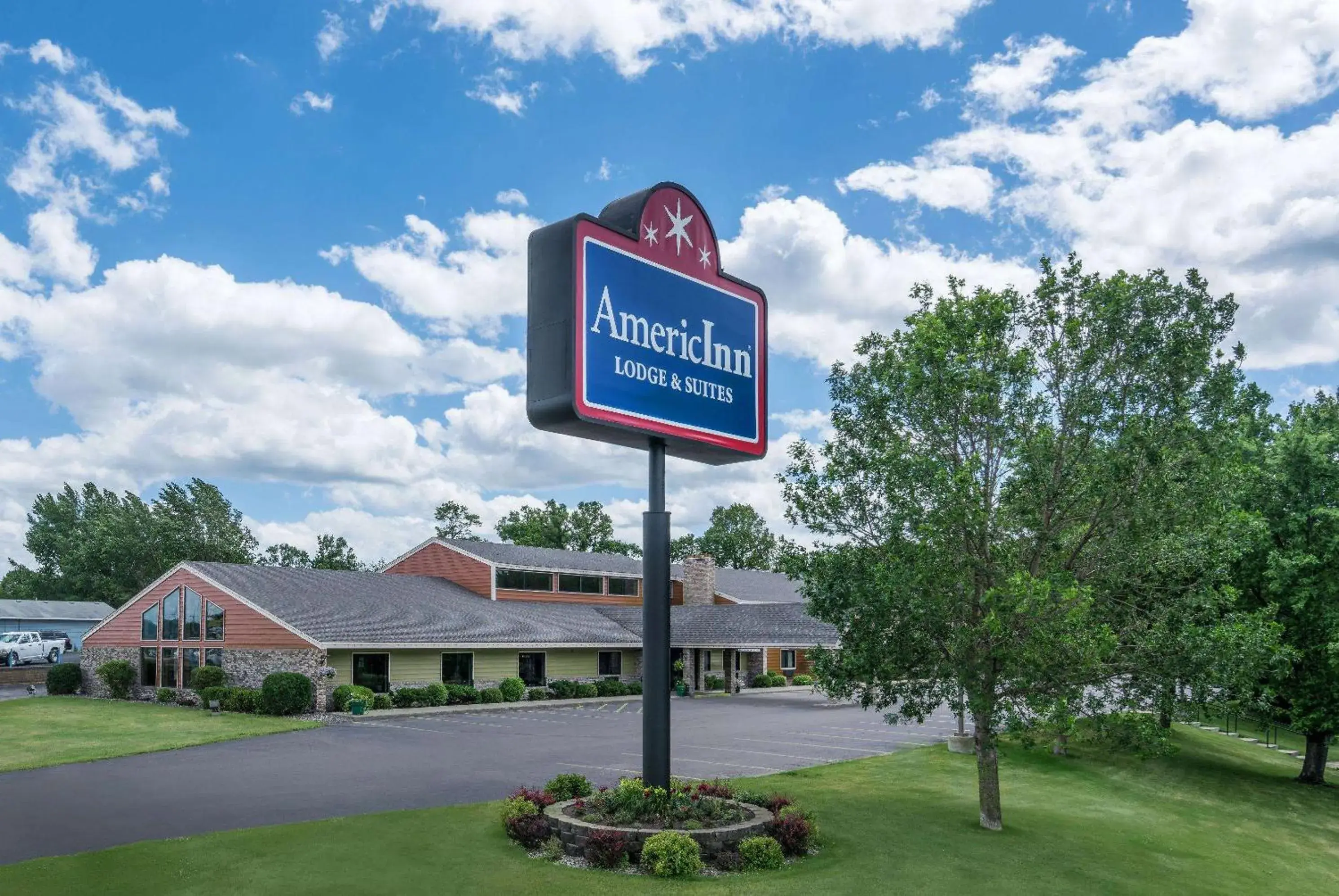 Property building in AmericInn by Wyndham Detroit Lakes Property building in AmericInn by Wyndham Detroit Lakes