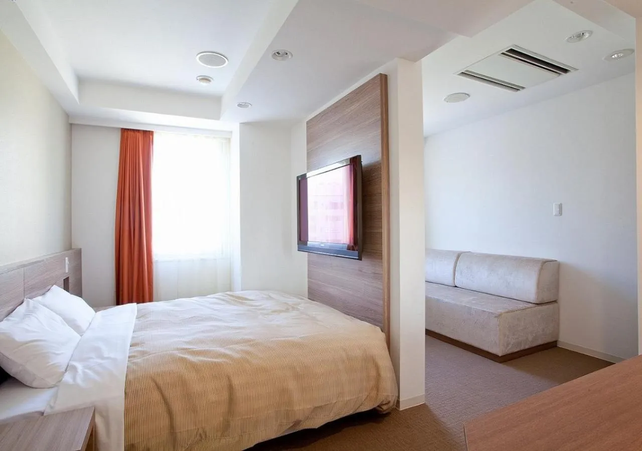 Photo of the whole room, Bed in Hotel Sorriso Hamamatsu