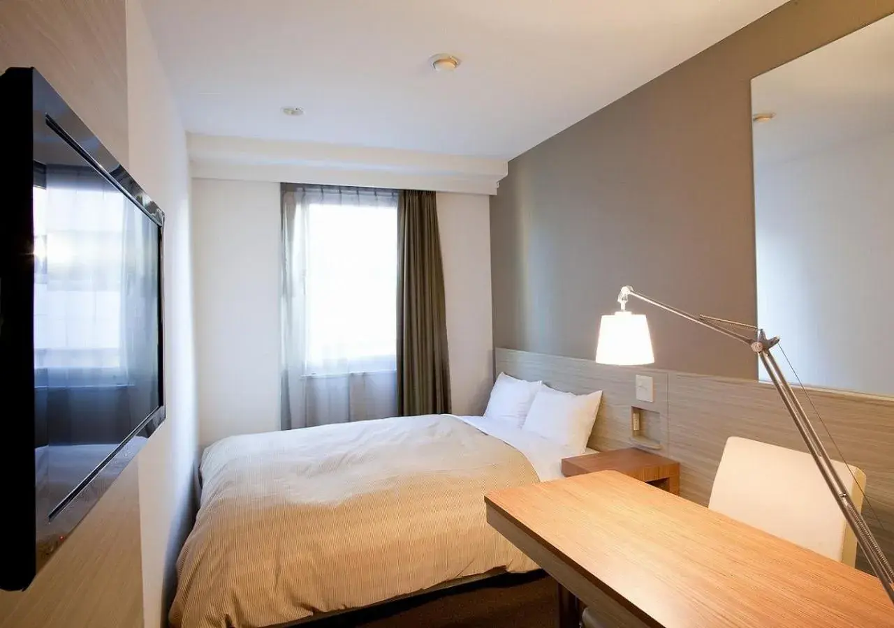 Photo of the whole room, Bed in Hotel Sorriso Hamamatsu Photo of the whole room, Bed in Hotel Sorriso Hamamatsu