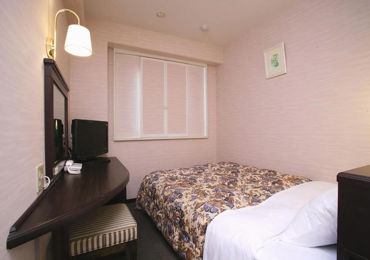 Bed in Hamamatsu Hotel