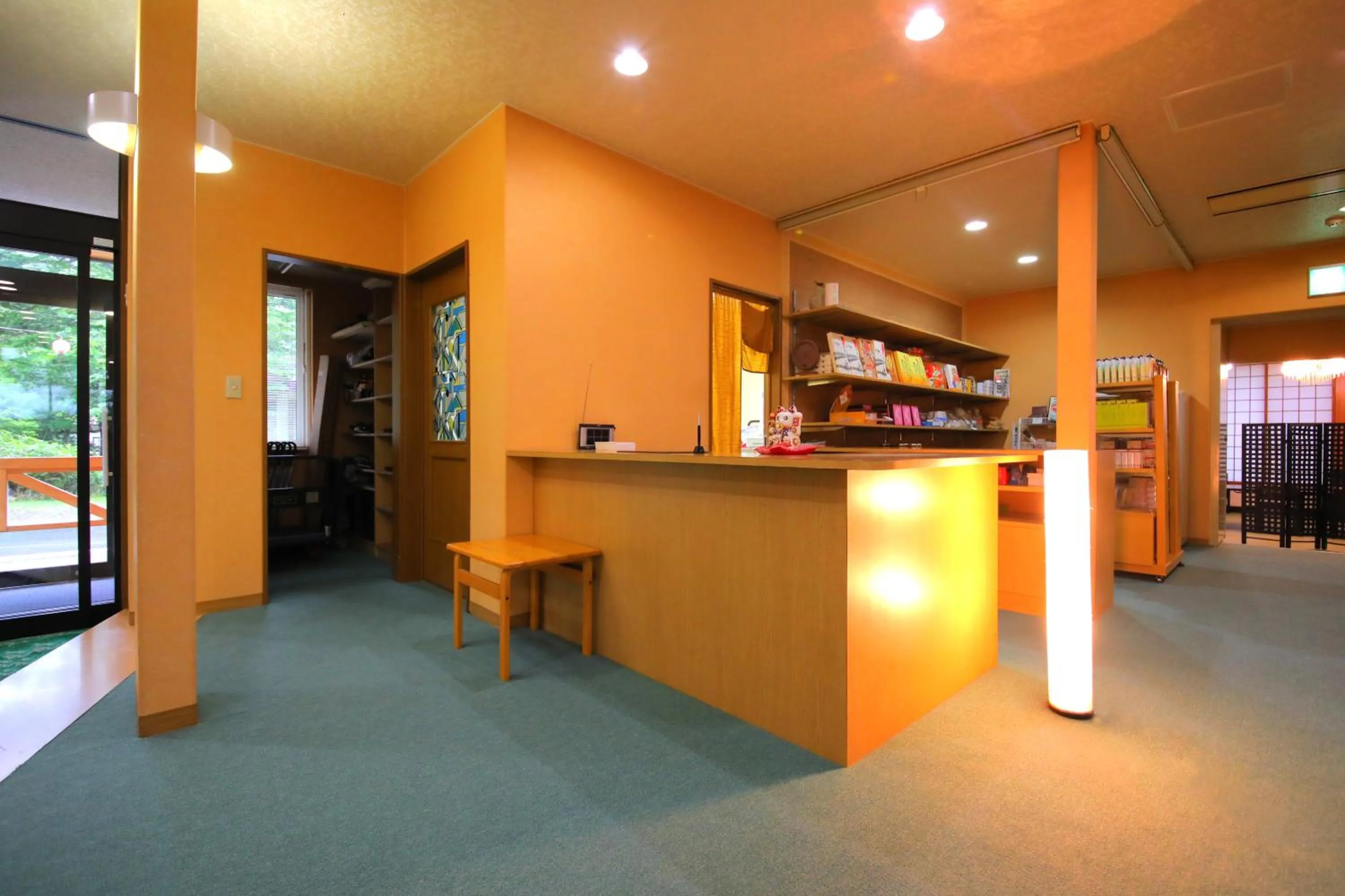 Area and facilities in Sanseikan