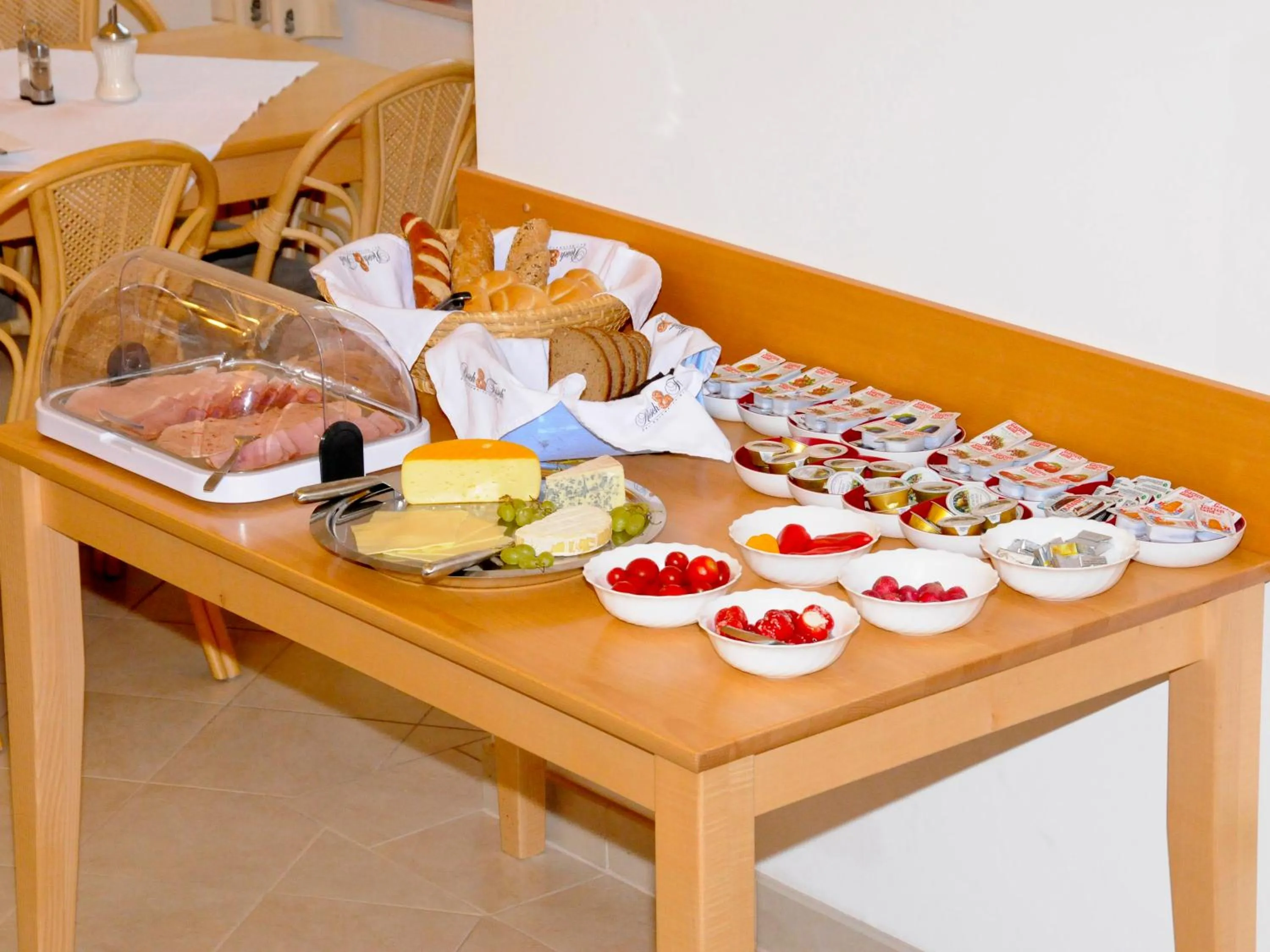 Breakfast in Privatzimmer Familie Schwarz