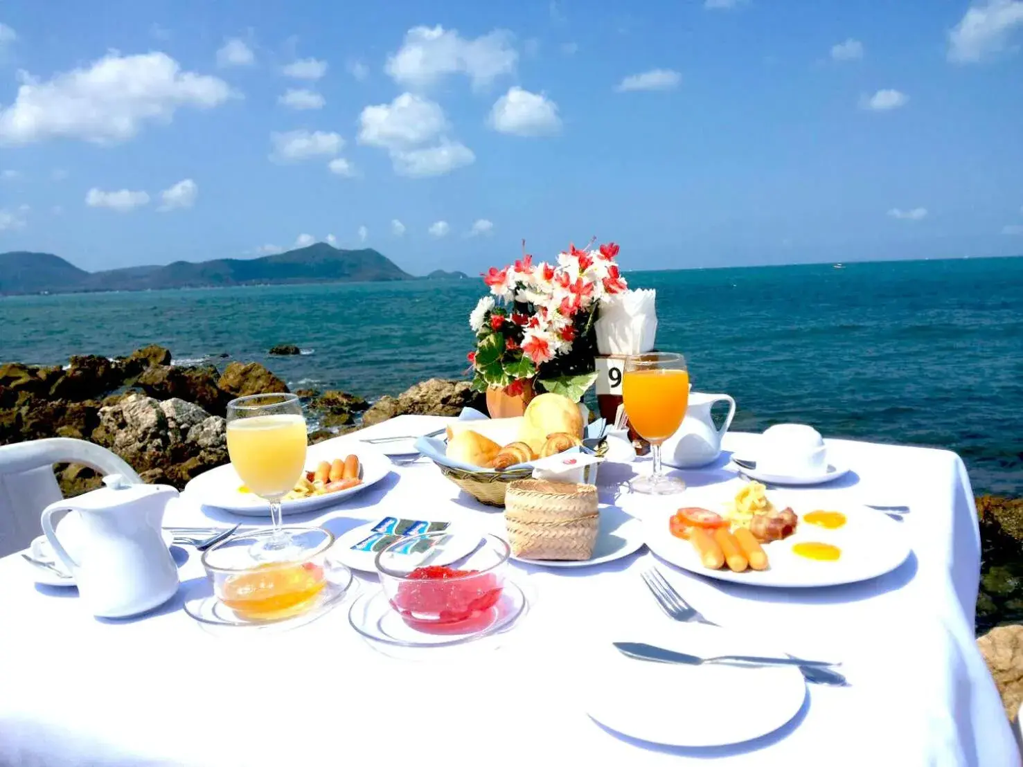 American breakfast in Sunset Village Beach Resort (SHA Extra Plus)