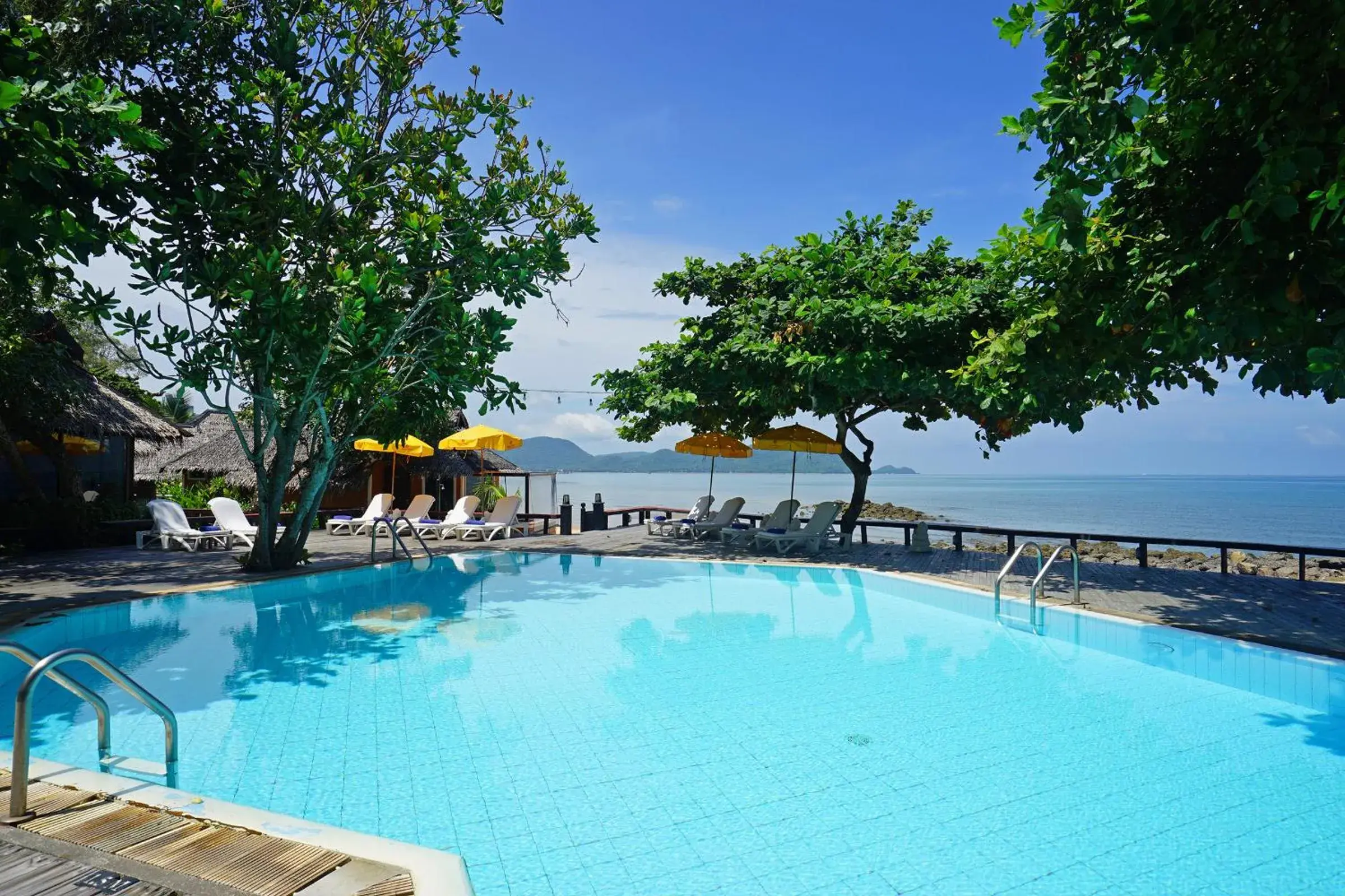 Sea view, Swimming Pool in Sunset Village Beach Resort (SHA Extra Plus)