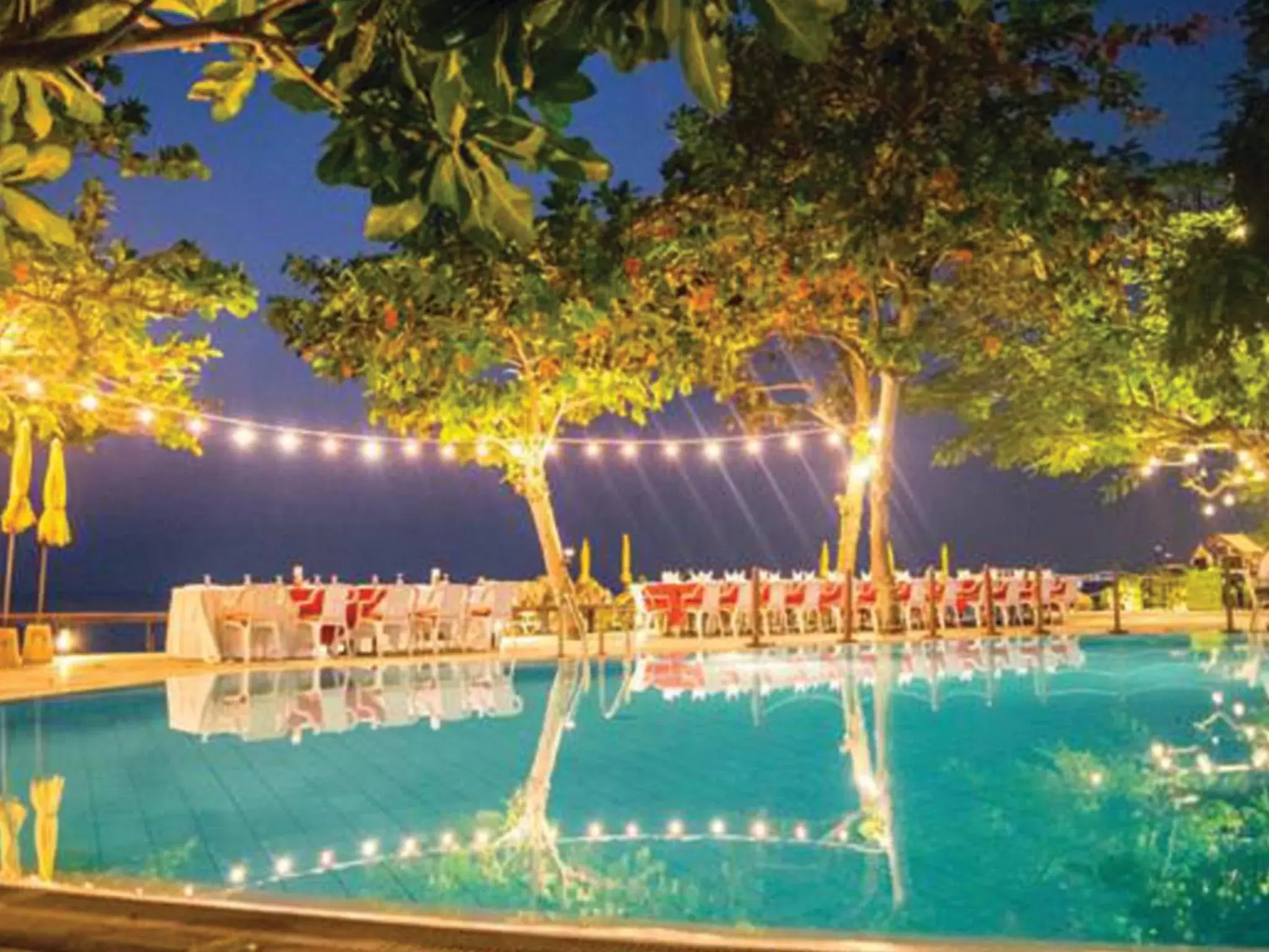 Swimming Pool in Sunset Village Beach Resort (SHA Extra Plus)