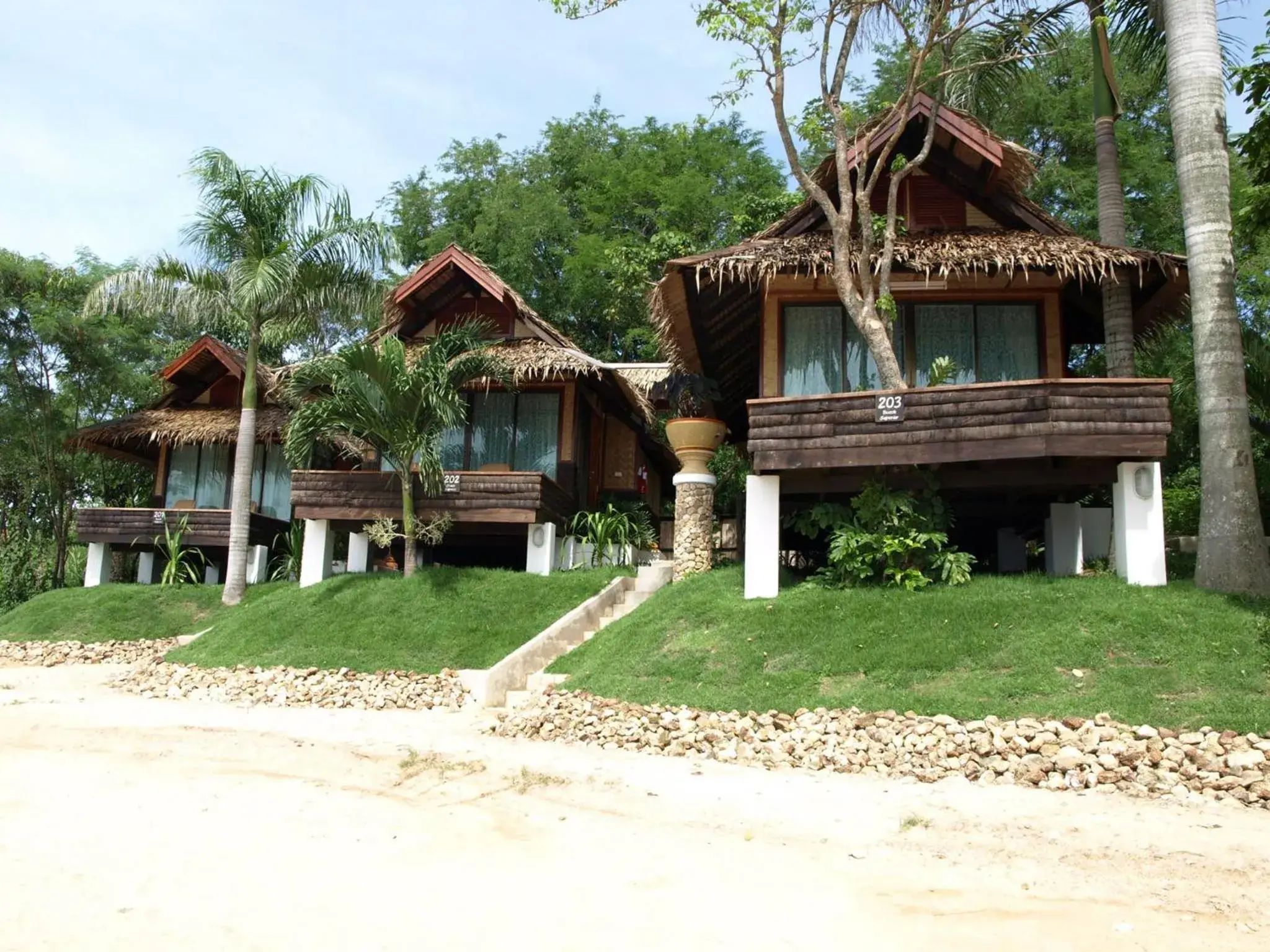 Property Building in Sunset Village Beach Resort (SHA Extra Plus)