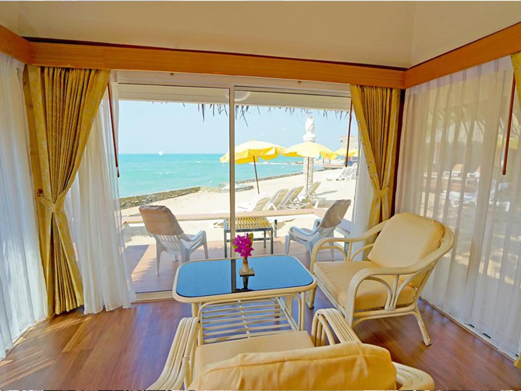 TV and multimedia in The Sunset Village -SHA PLUS CERTIFIED