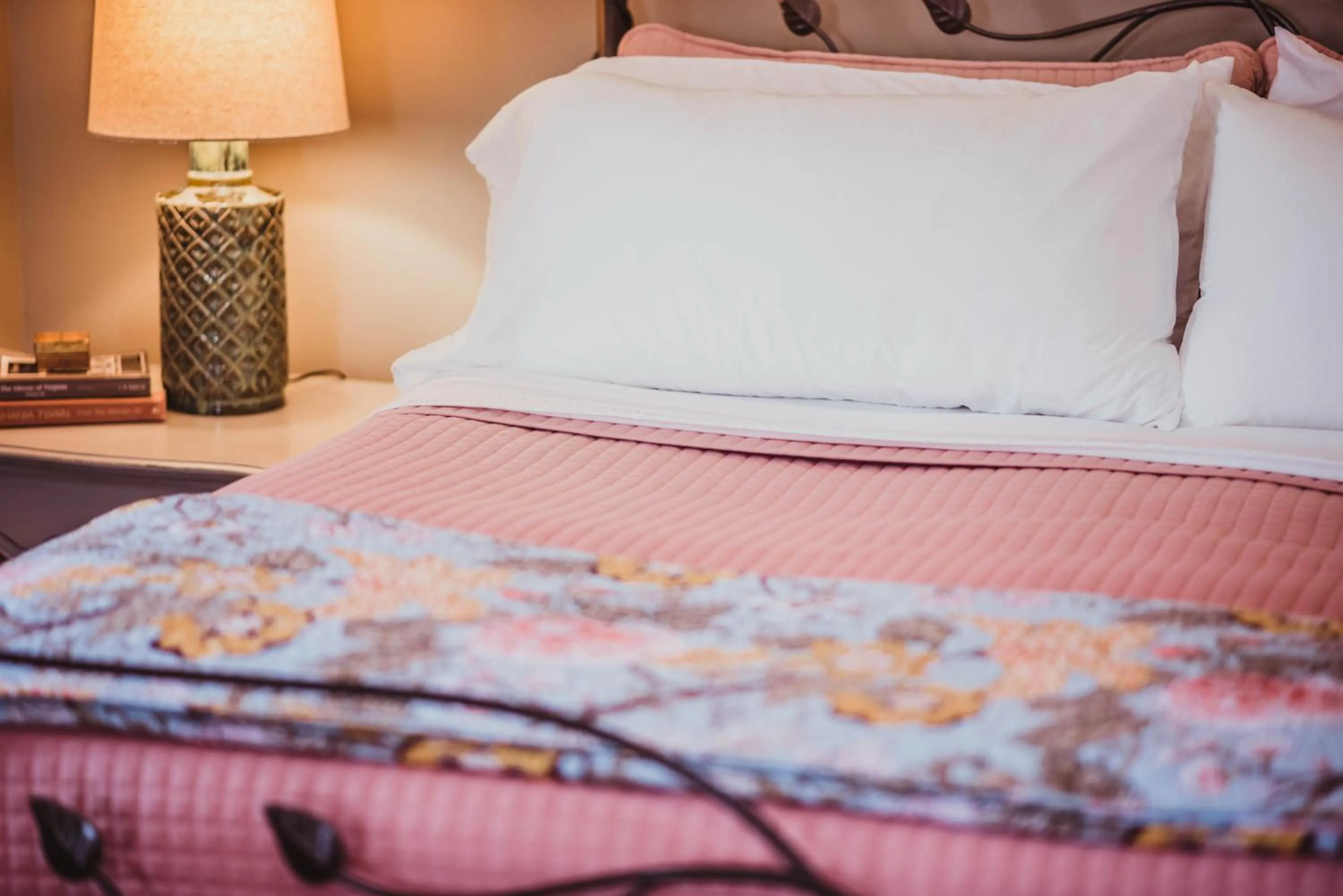 Bed in The Claiborne Bed and Breakfast