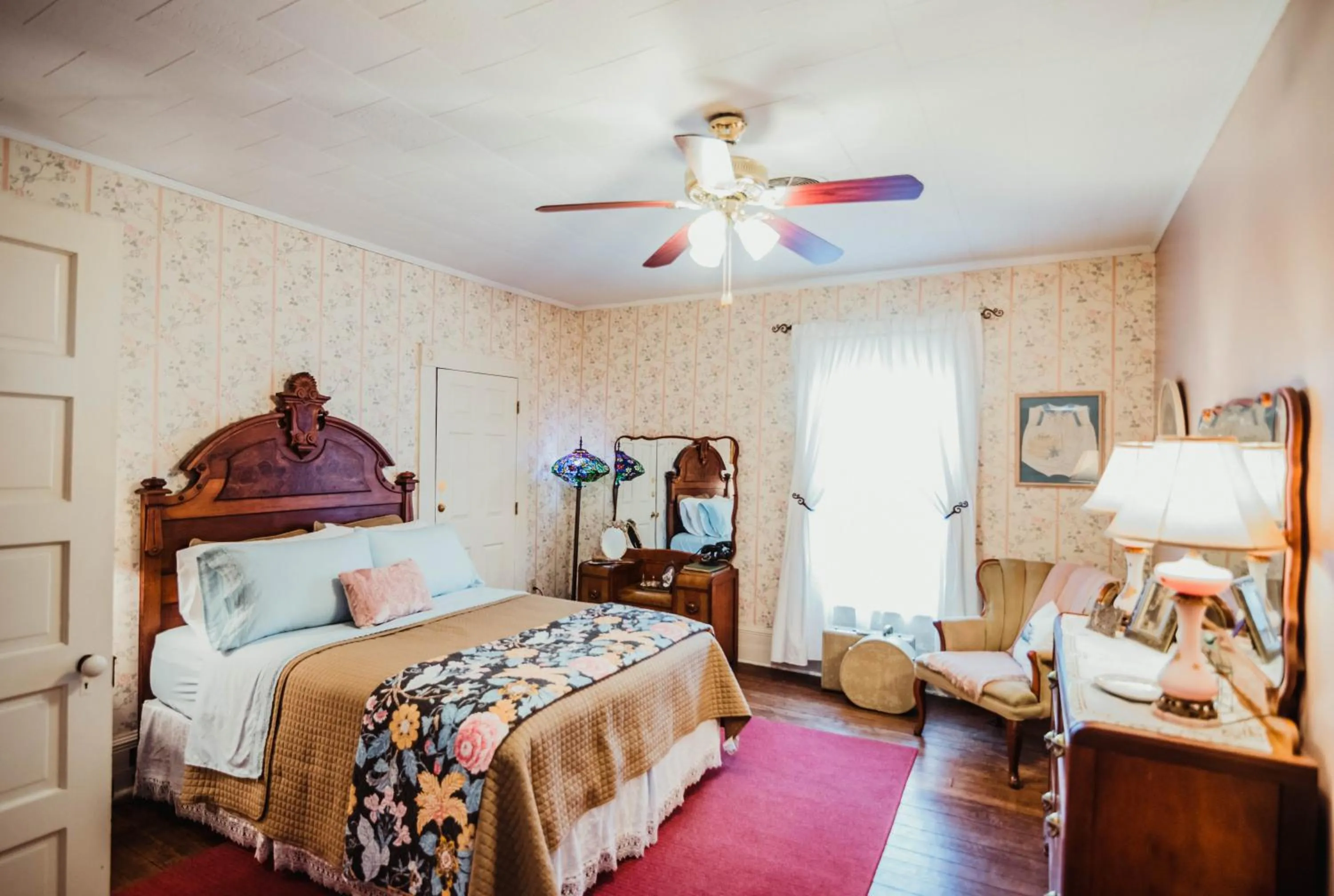 Photo of the whole room in The Claiborne Bed and Breakfast