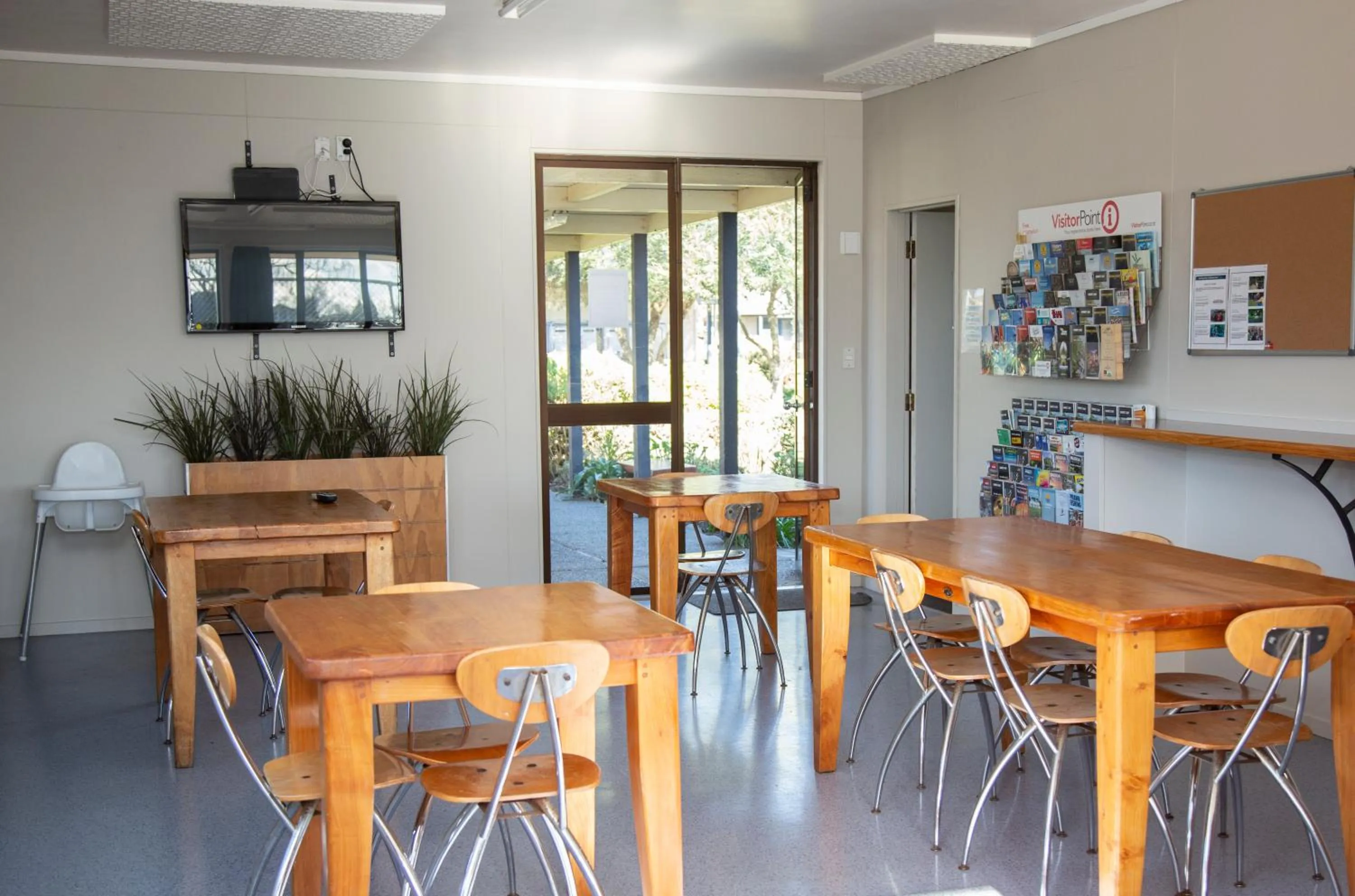 Communal lounge/ TV room in Hastings TOP 10 Holiday Park