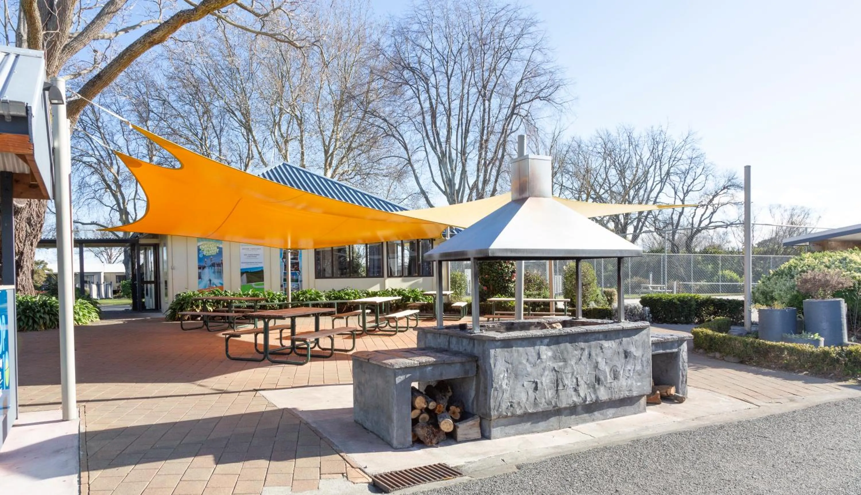 BBQ facilities in Hastings TOP 10 Holiday Park