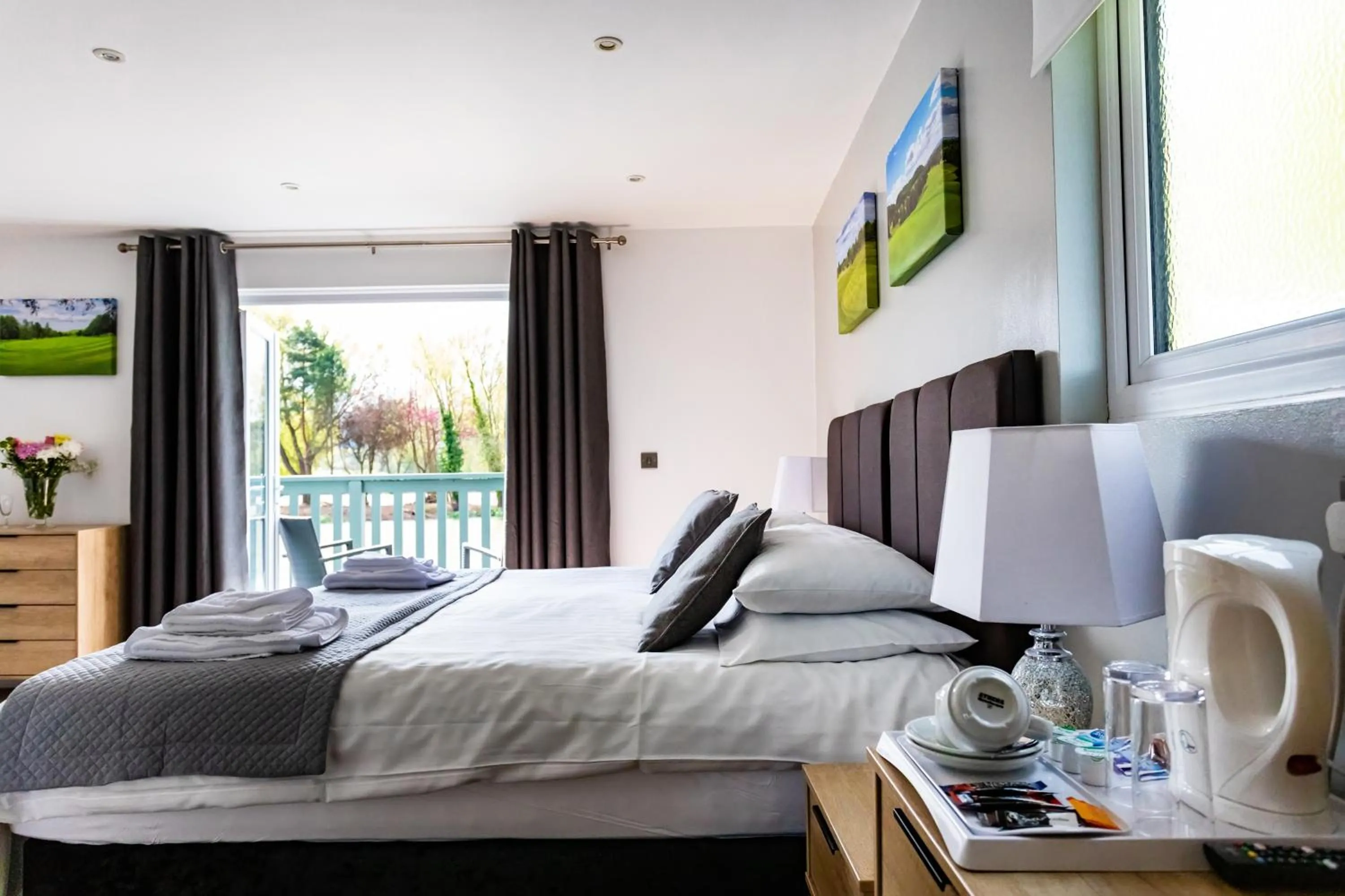 Bed in The Vale Golf & Country Club