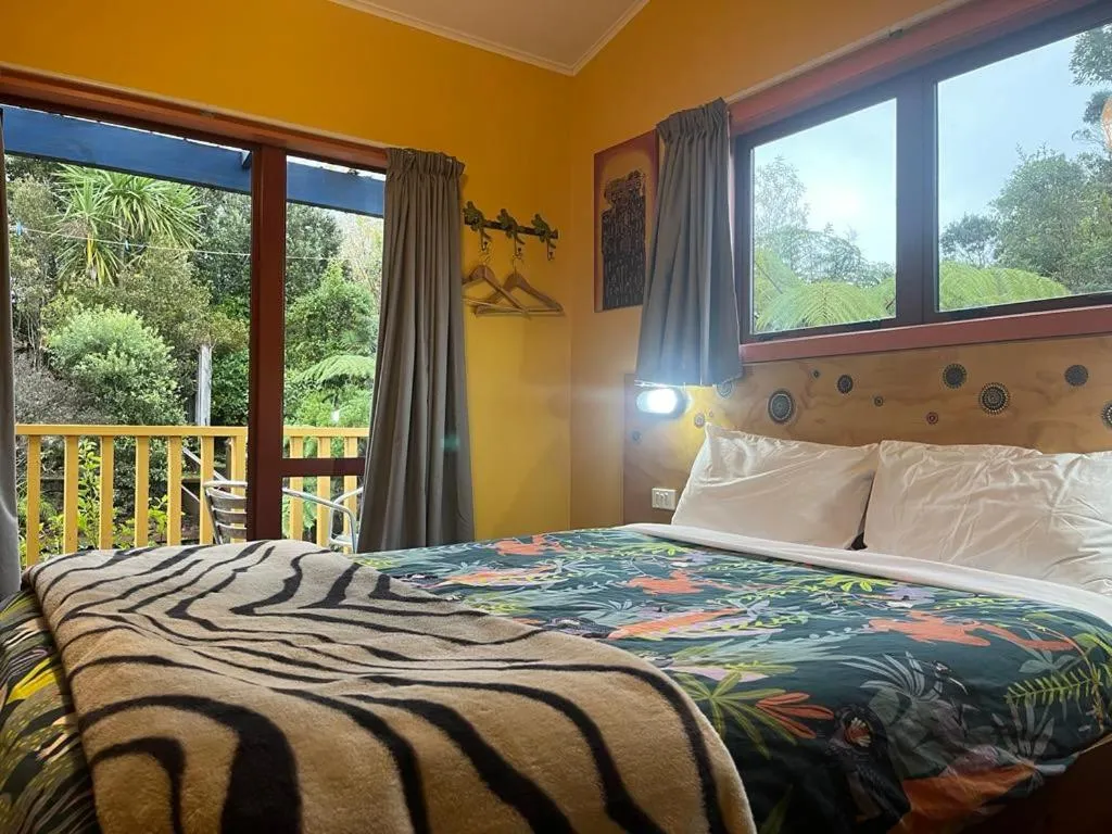 Bed in Global Village Travellers Lodge