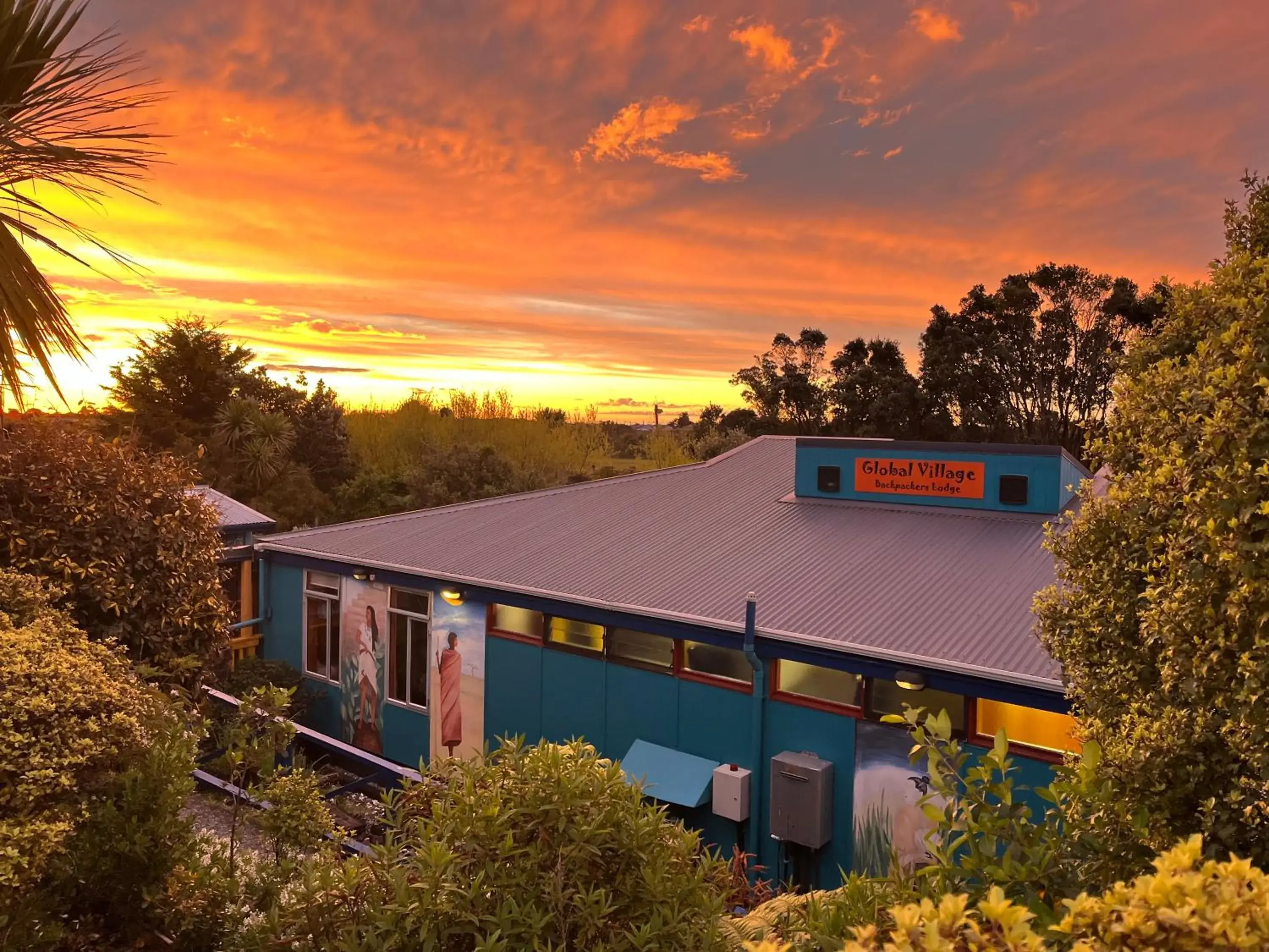 Global Village Travellers Lodge Global Village Travellers Lodge