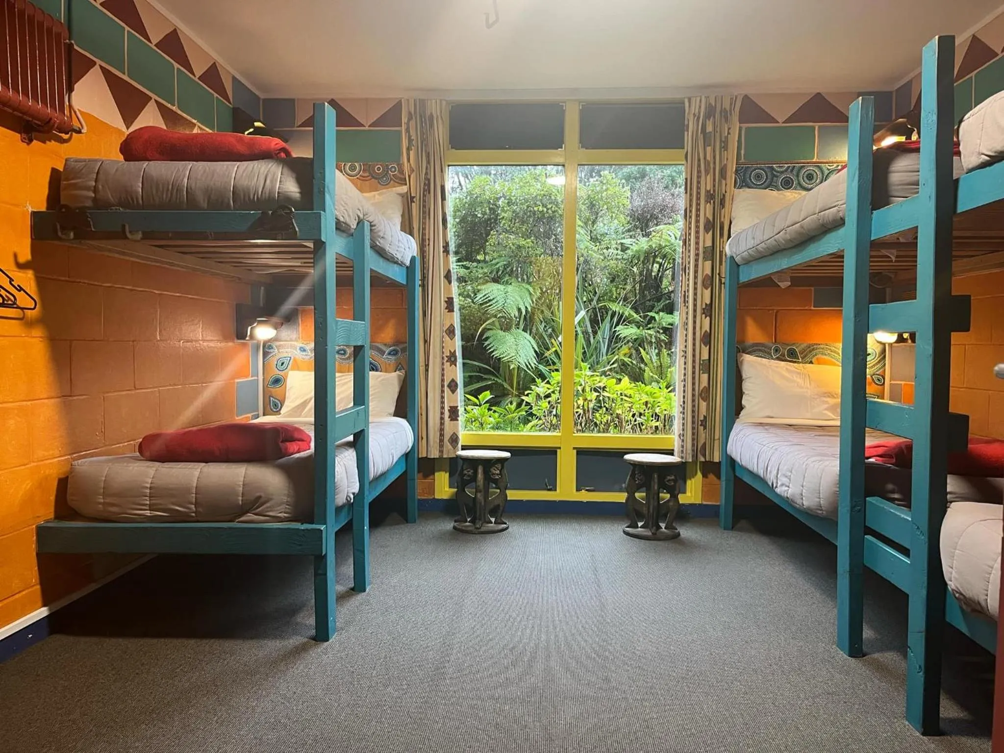 Single Bed in 6-Bed Mixed Dormitory Room in Global Village Travellers Lodge