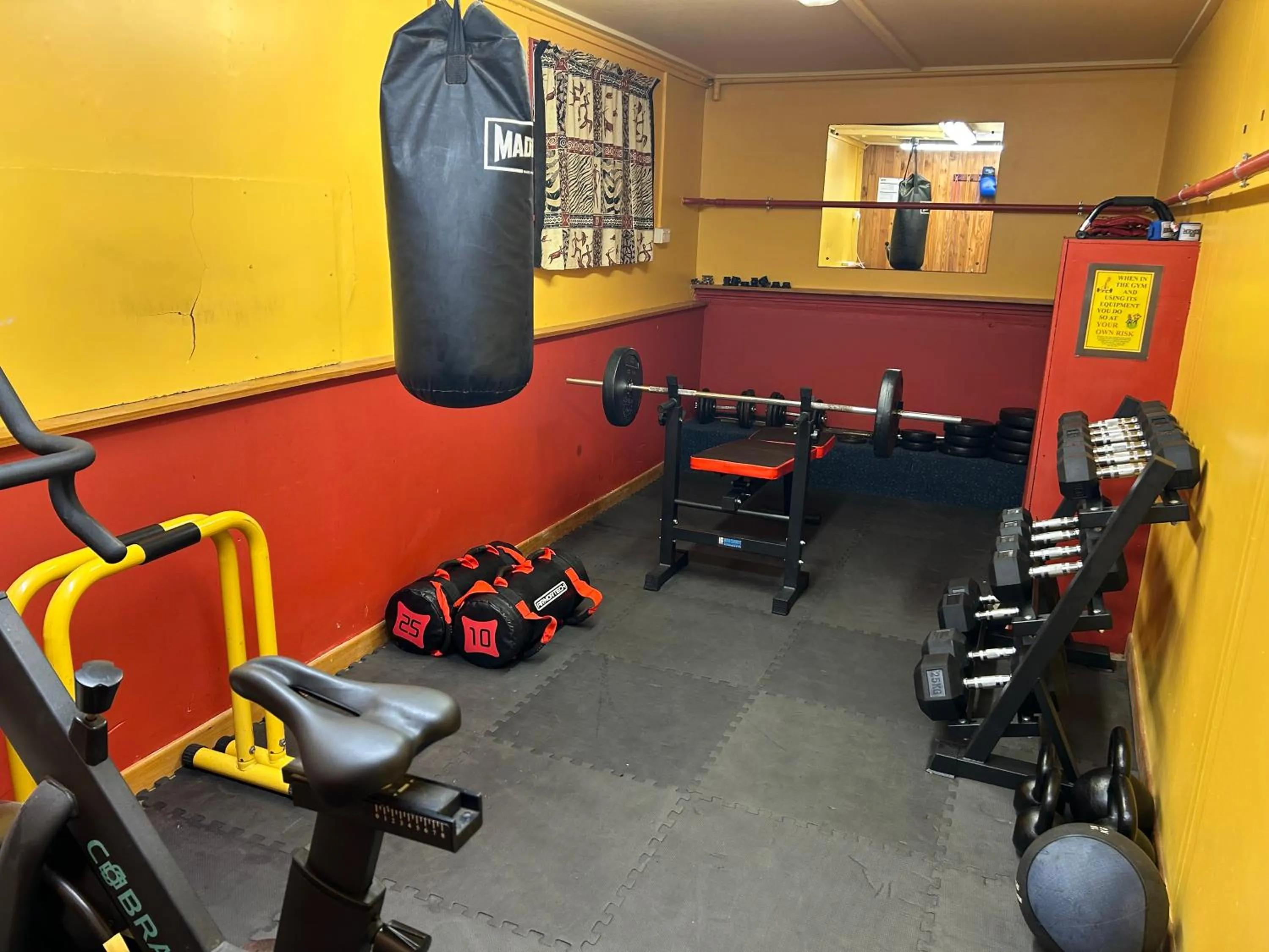 Global Village Travellers Lodge