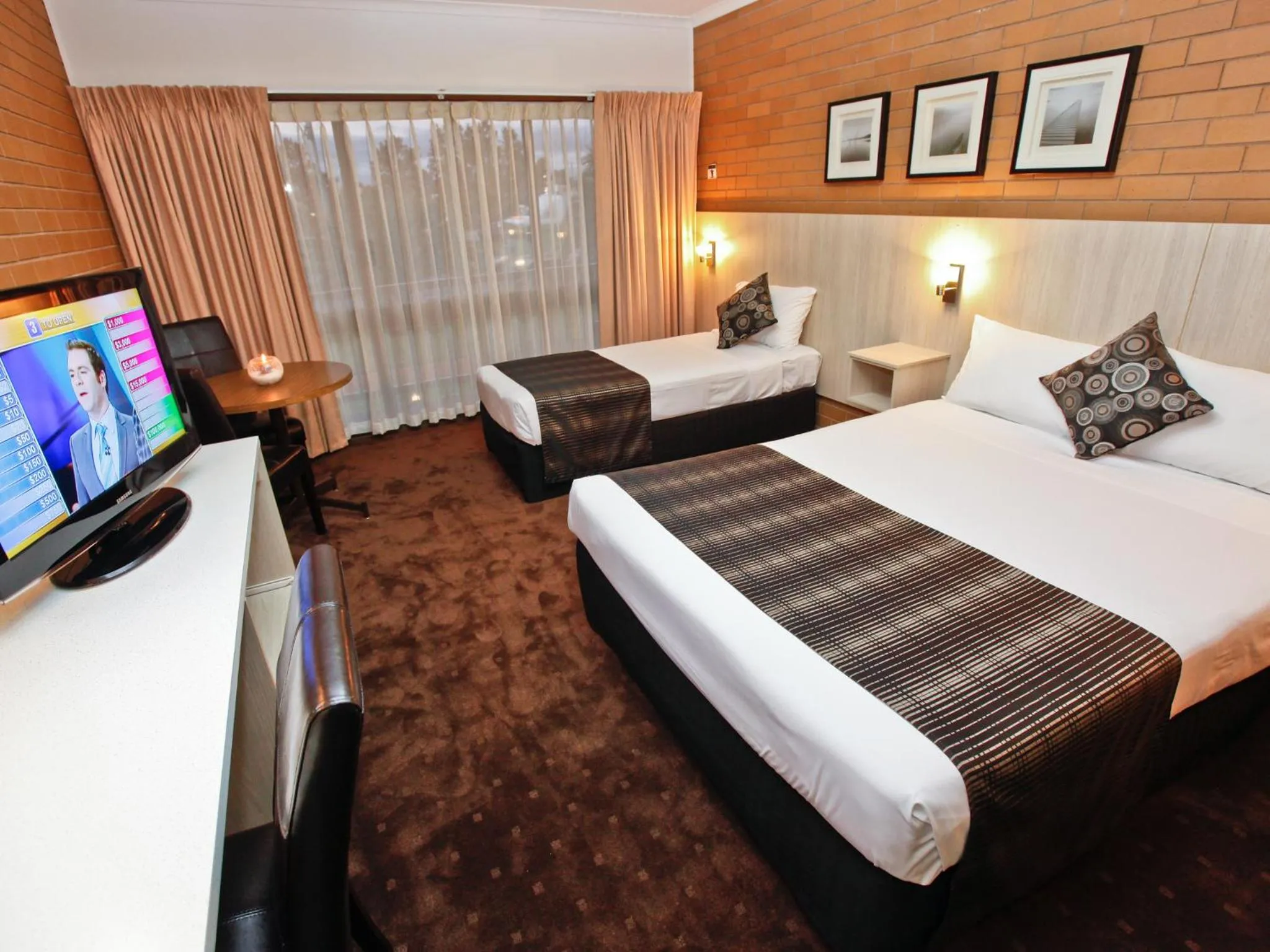 Bedroom, Bed in Mildura River City Motel