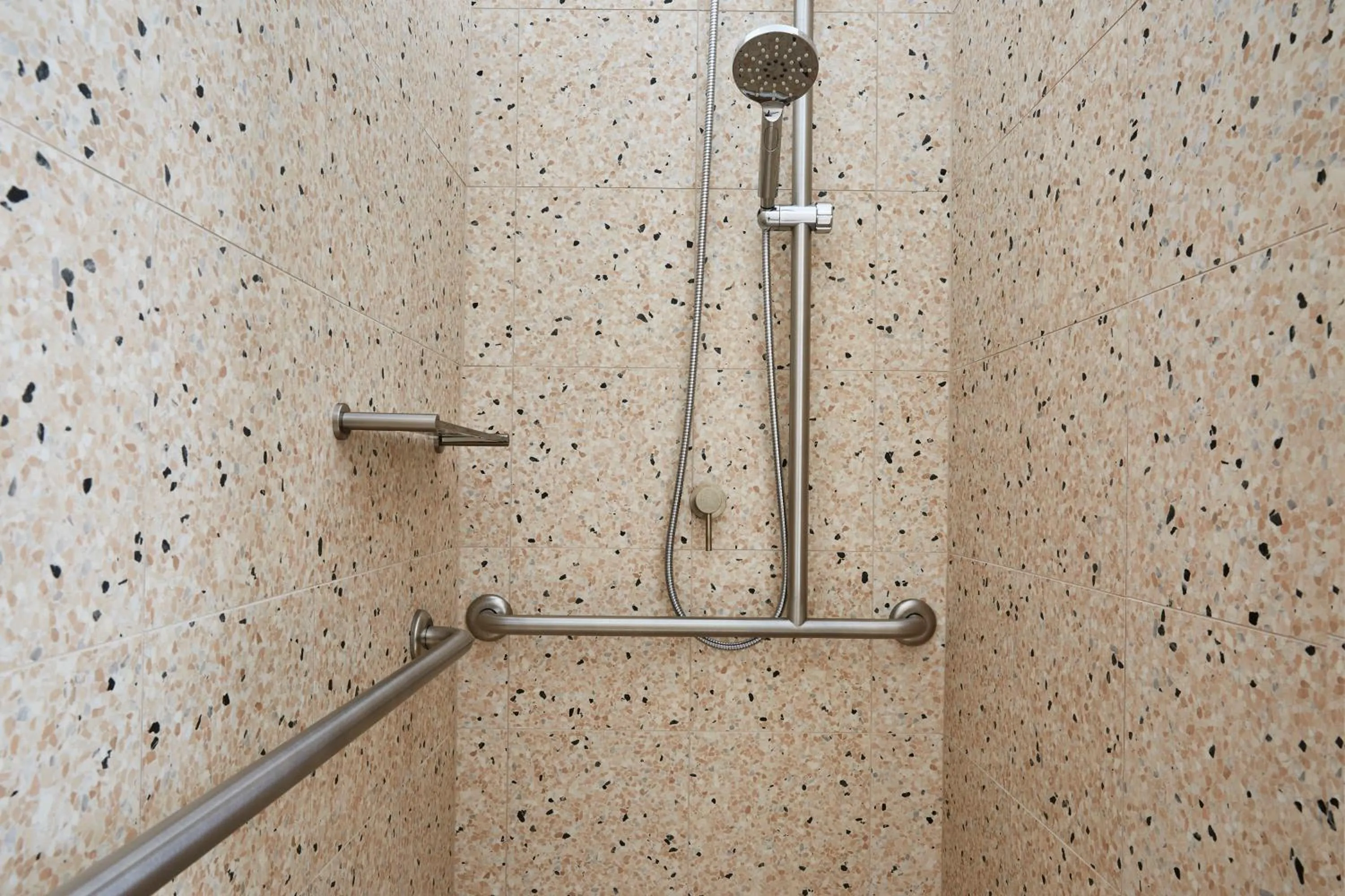 Shower in The Sails Motel Brunswick Heads