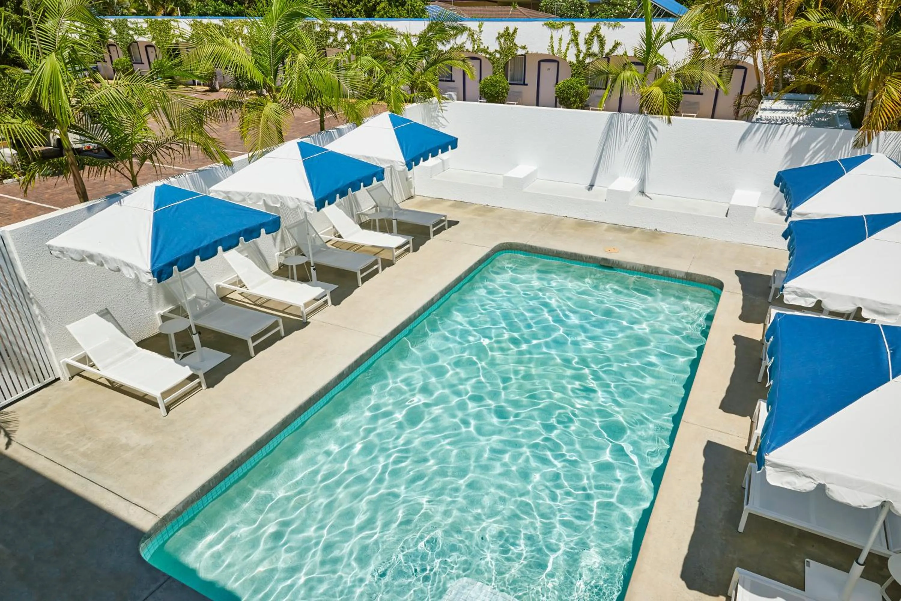 Swimming pool in The Sails Motel Brunswick Heads