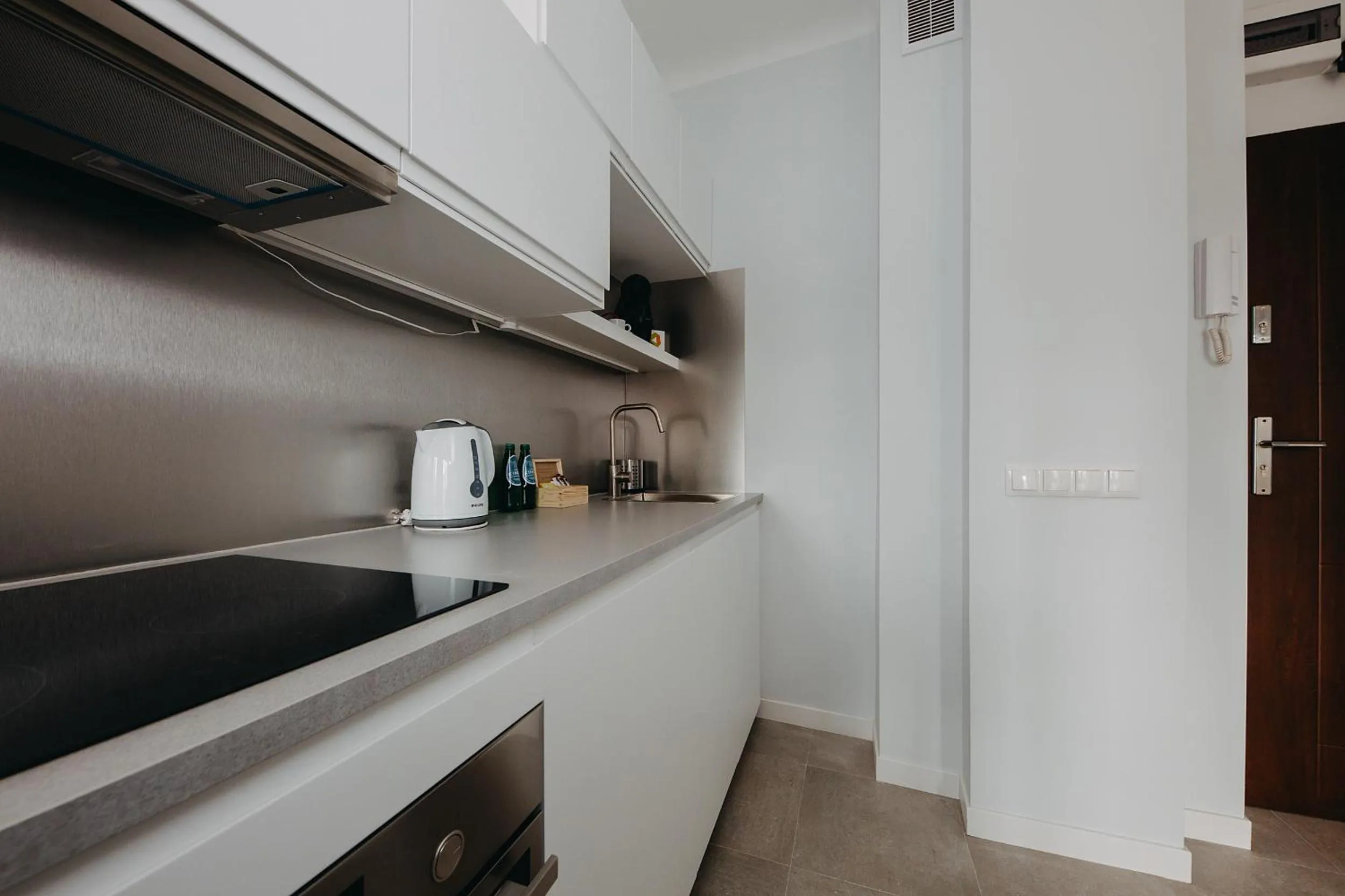 Coffee/tea facilities in ShortStayPoland Aleje Jerozolimskie (B67)