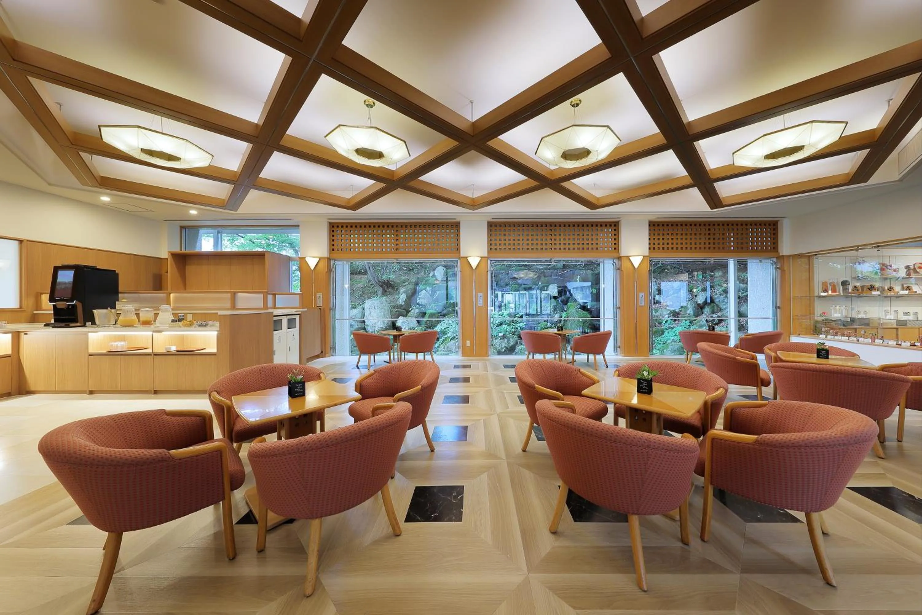 Lounge or bar in Zao Kokusai Hotel