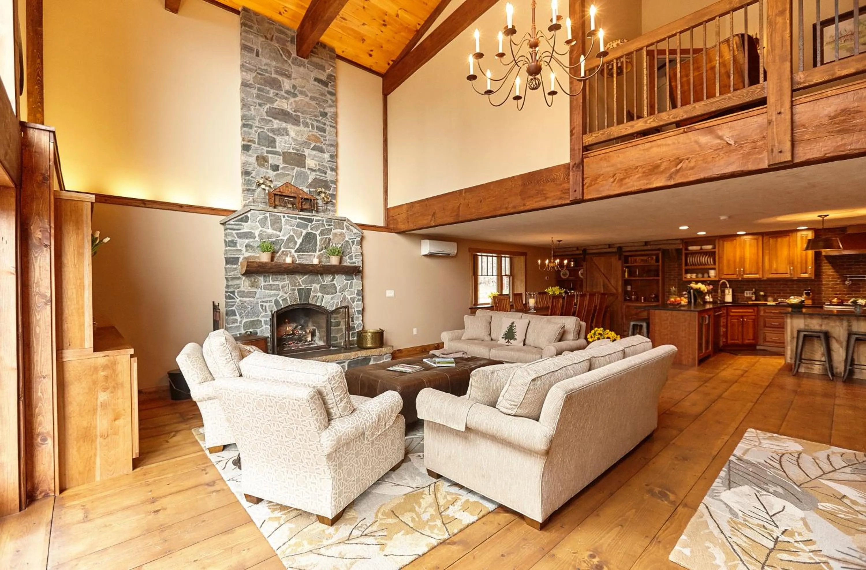 Living room in Seesaw's Lodge