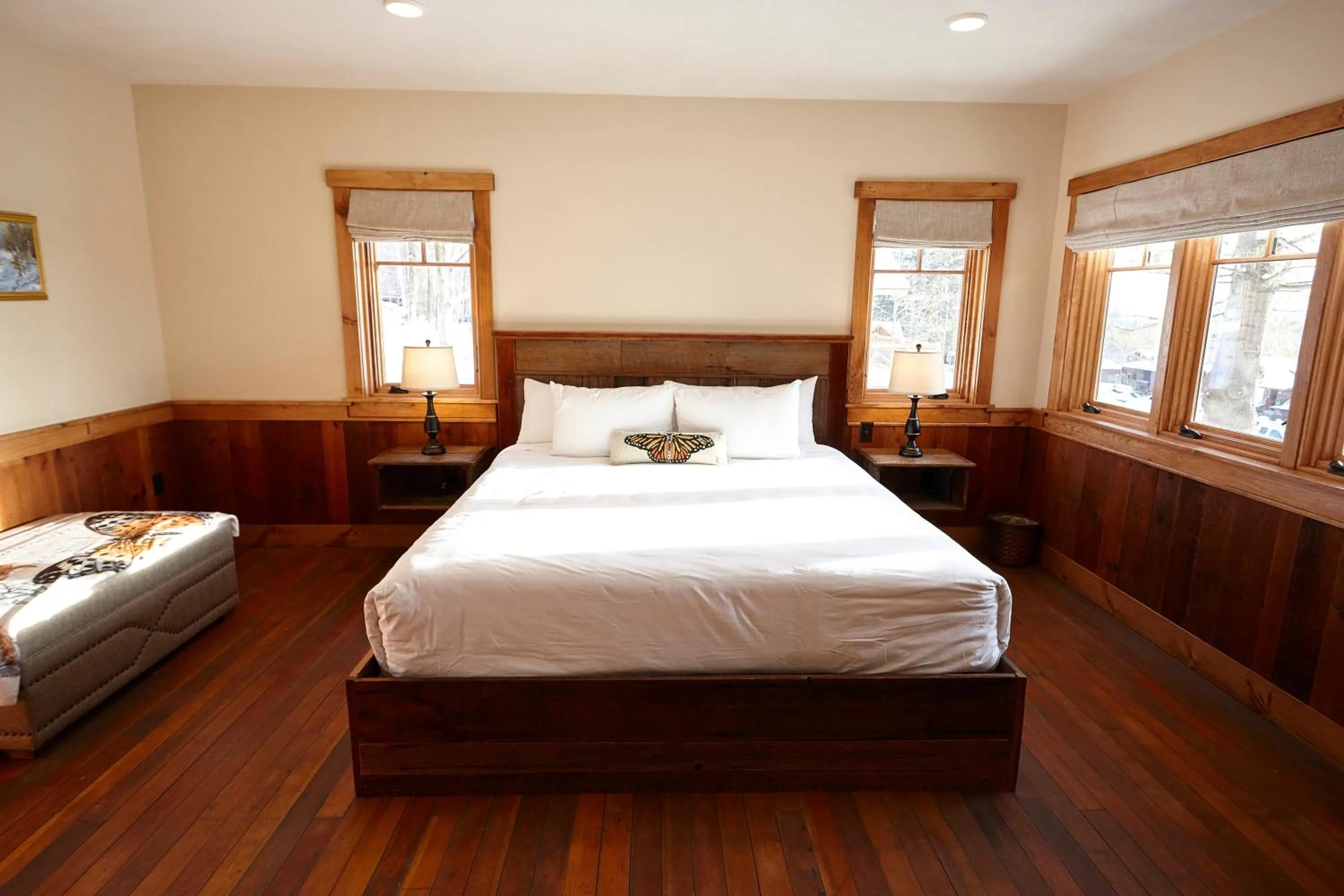 Bed in Seesaw's Lodge