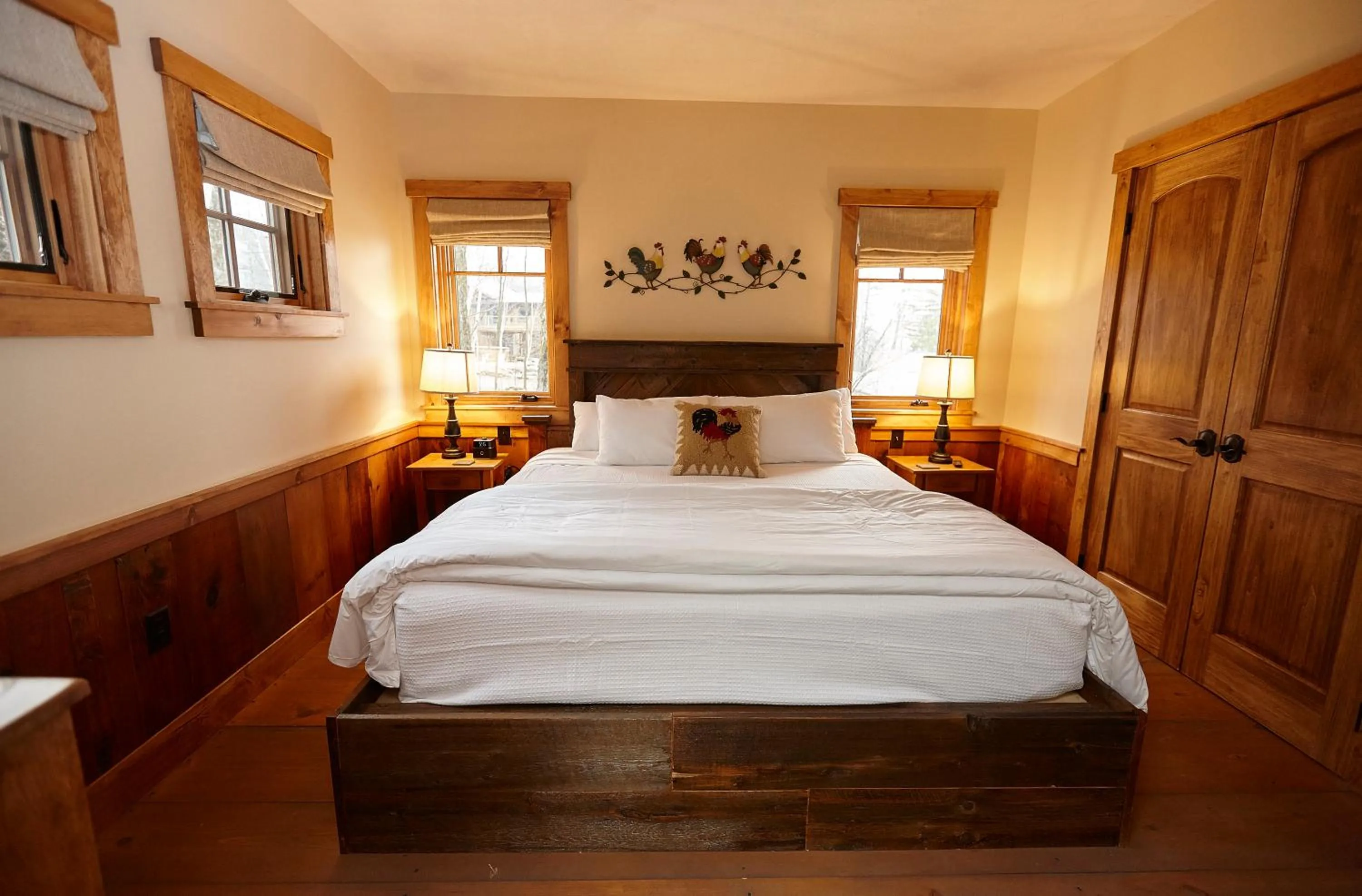 Bed in Seesaw's Lodge