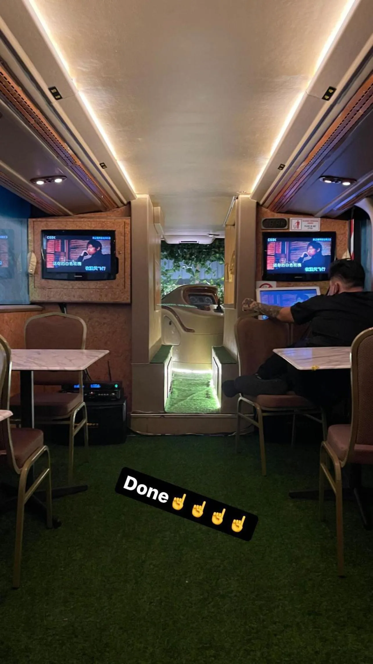 Restaurant/places to eat in White Mansion Penang