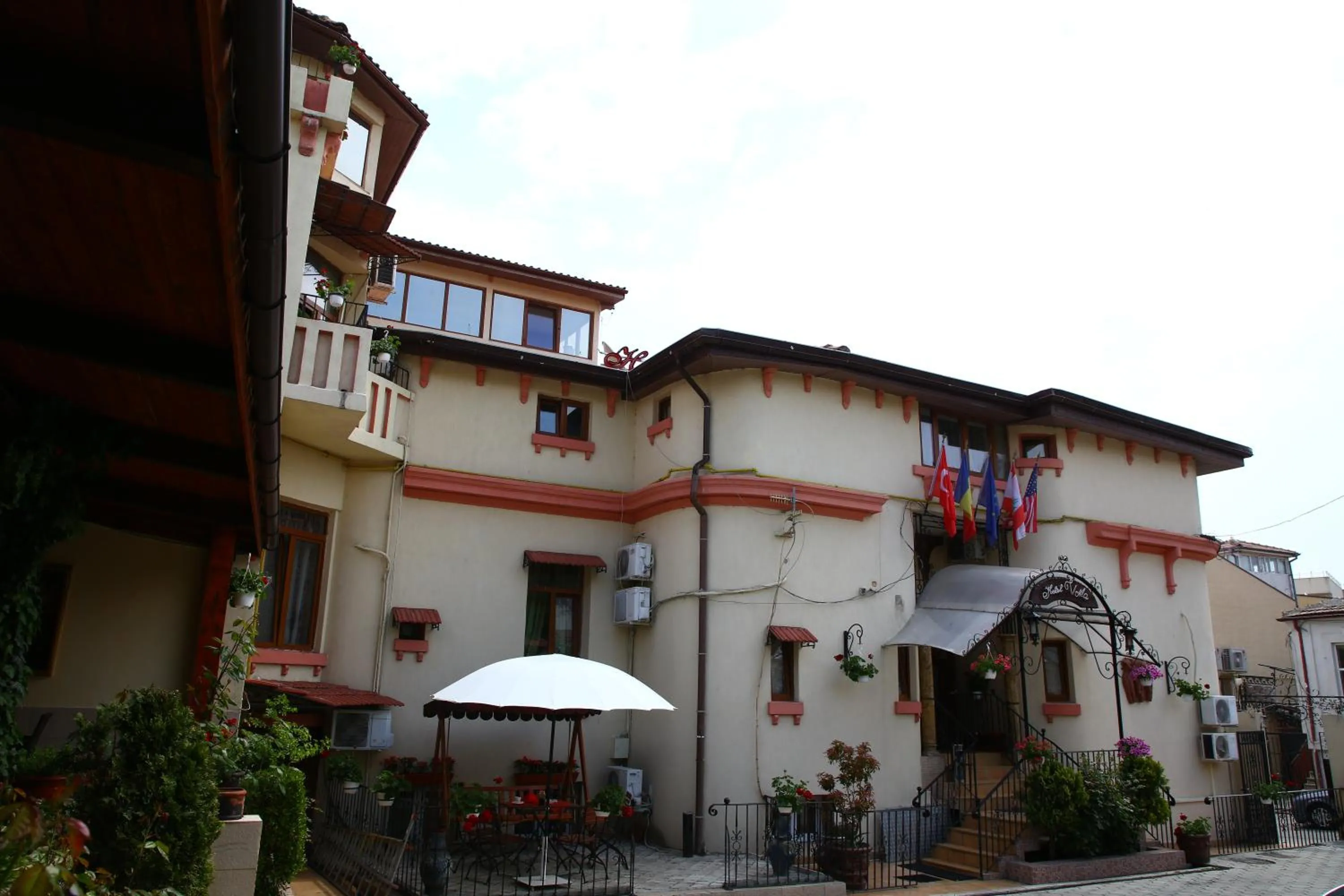 Property building in Voila Inn