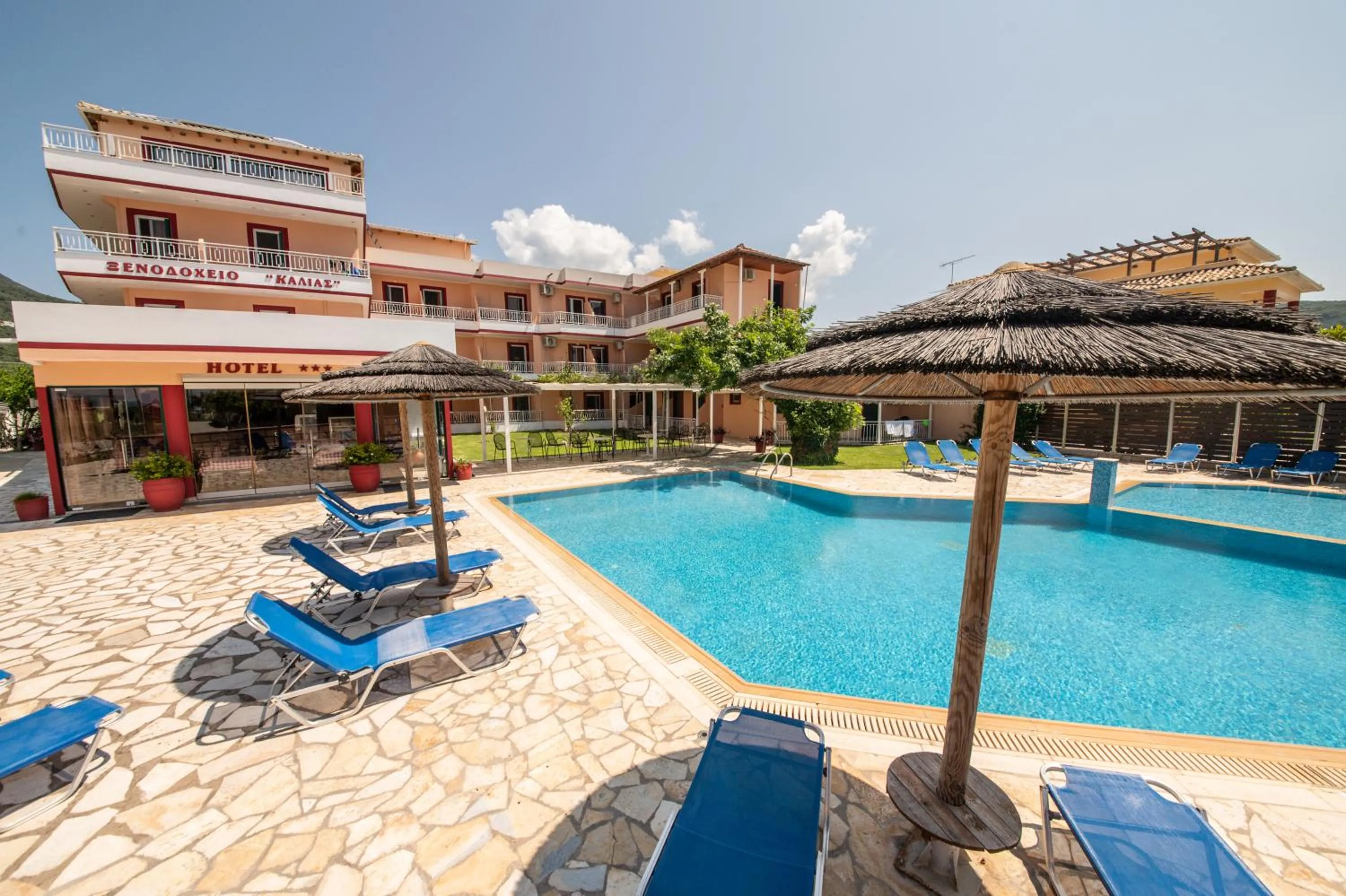 Kalias Hotel