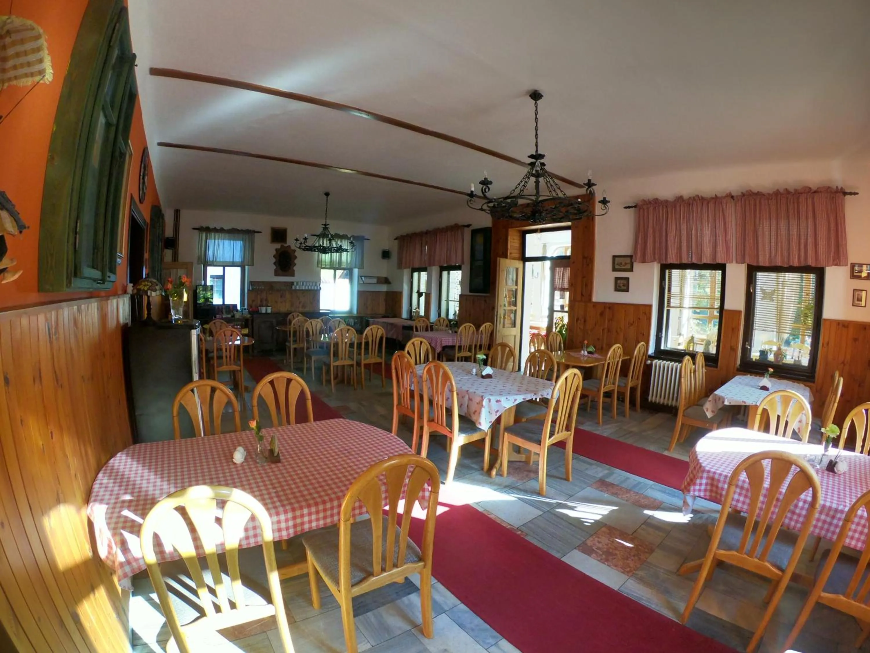 Restaurant/places to eat in Hotel pod Šikmou Věží