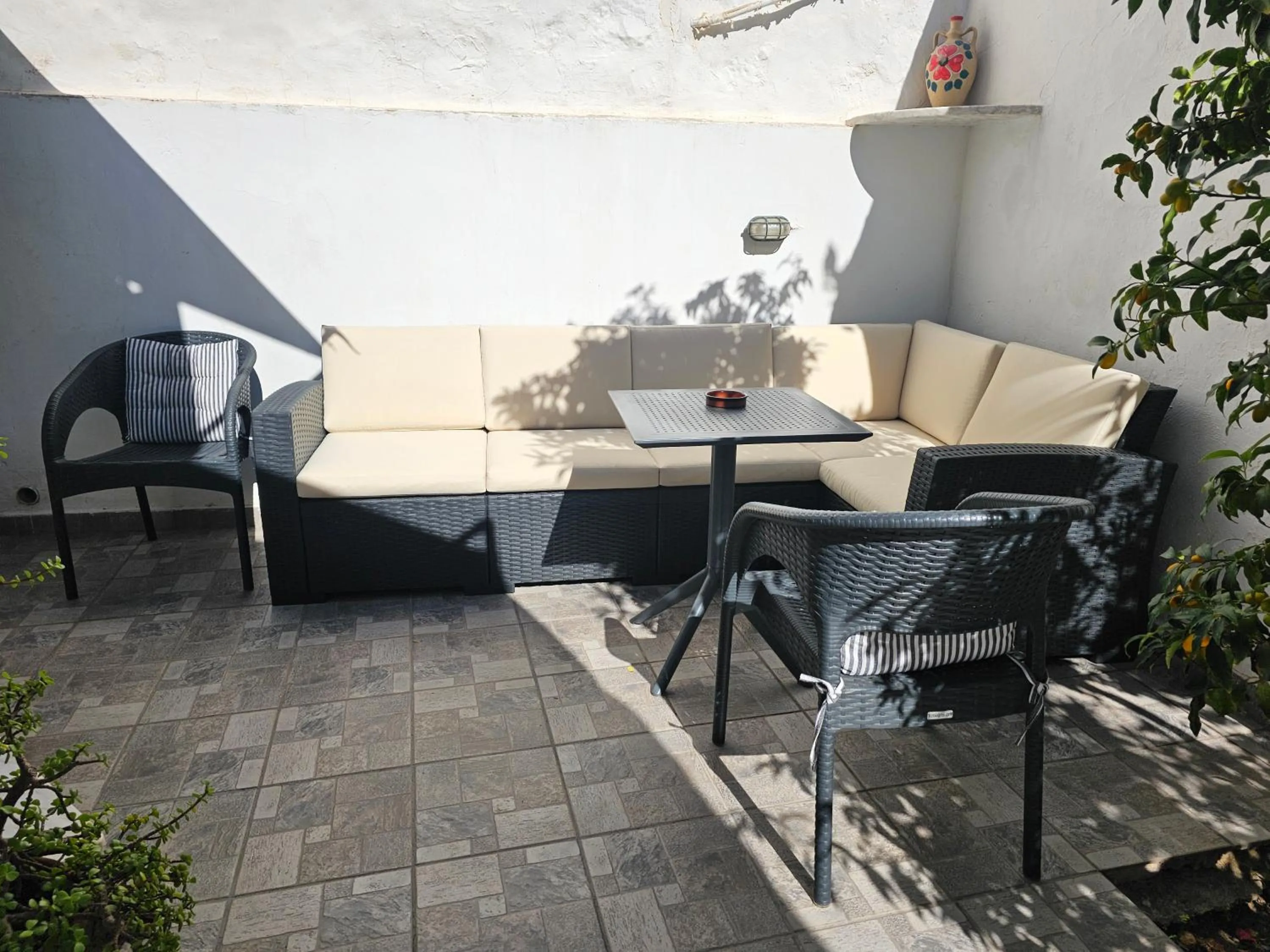 Garden in Kirki Hydra