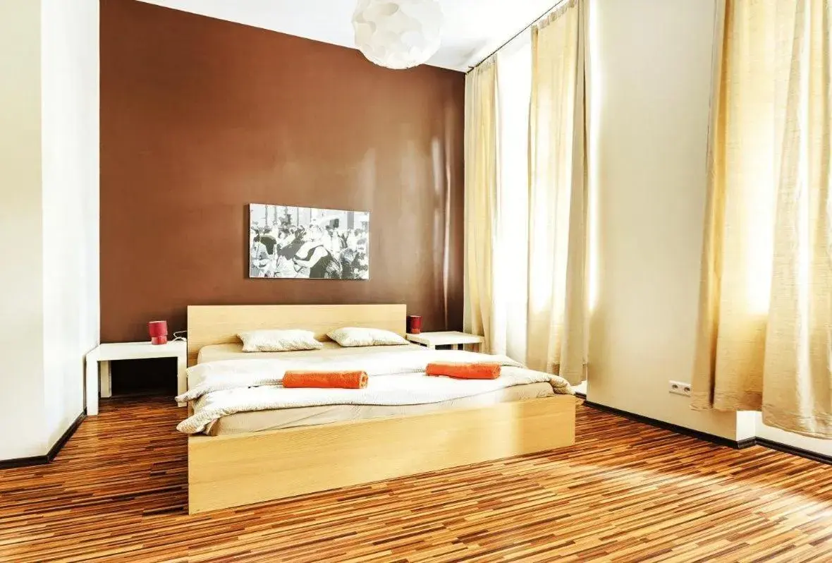 Double Room with Private Bathroom in Grampa's Hostel Double Room with Private Bathroom in Grampa's Hostel