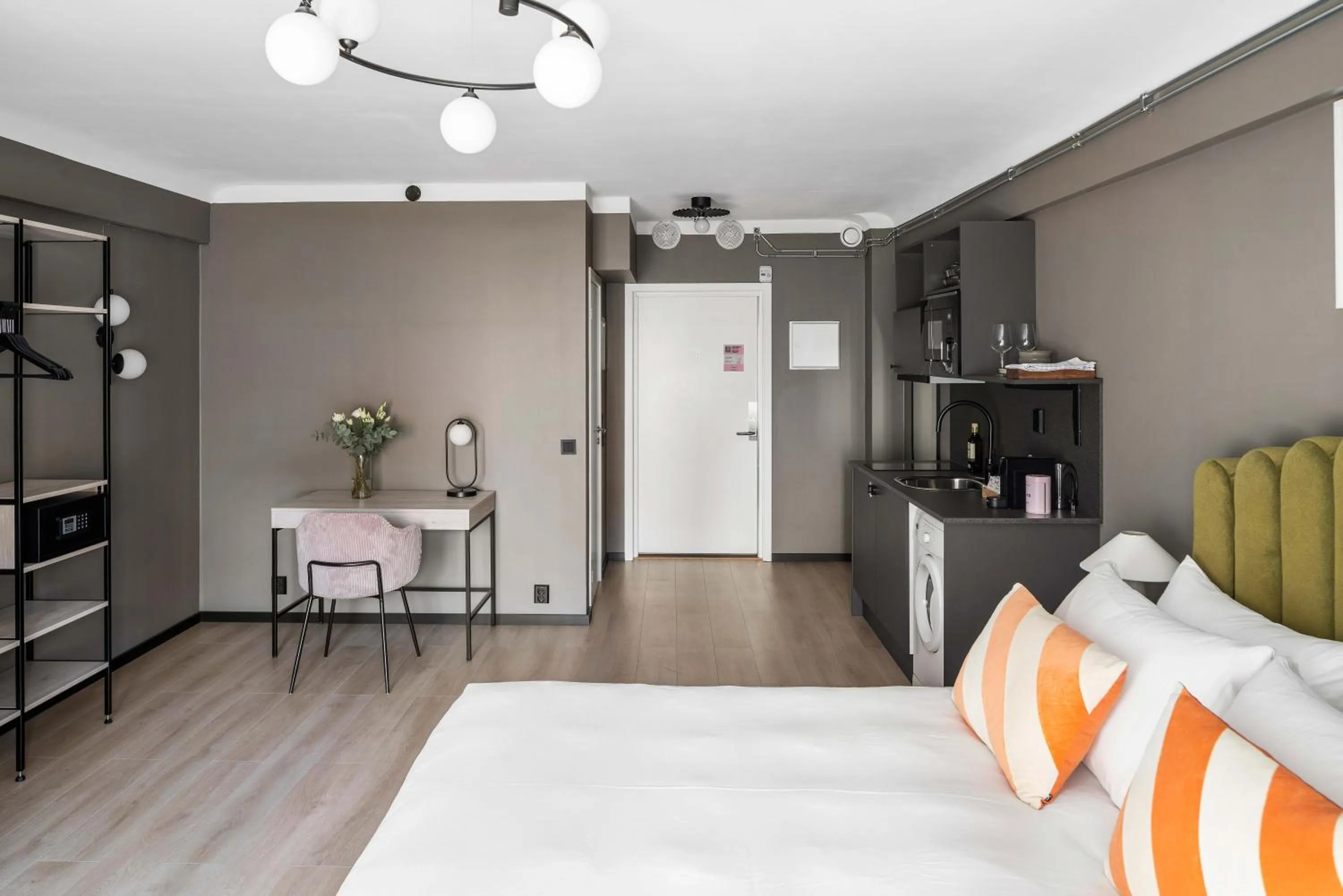 Bedroom, Bed in Numa I Hallen Apartments