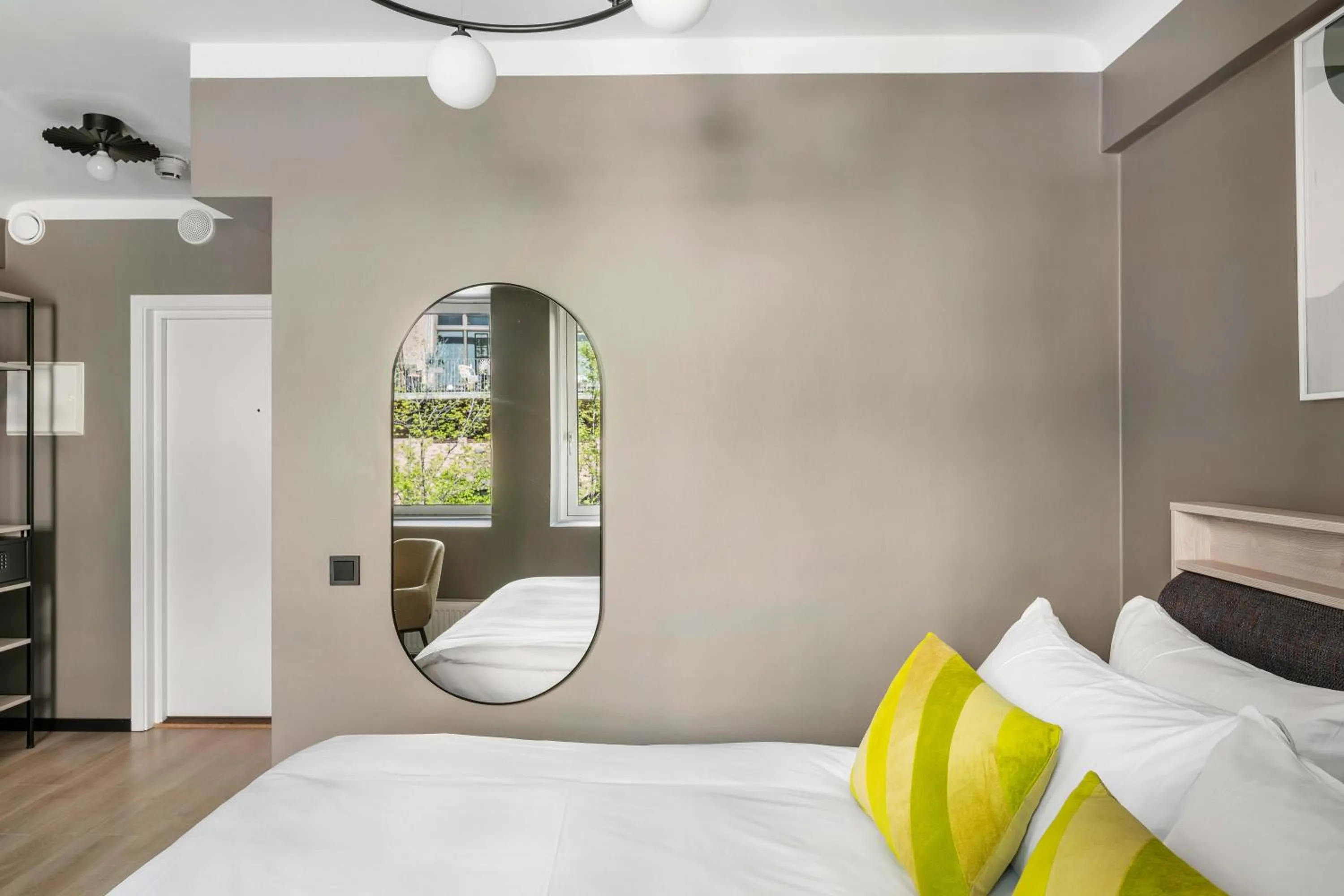 Bedroom, Bed in Numa I Hallen Apartments