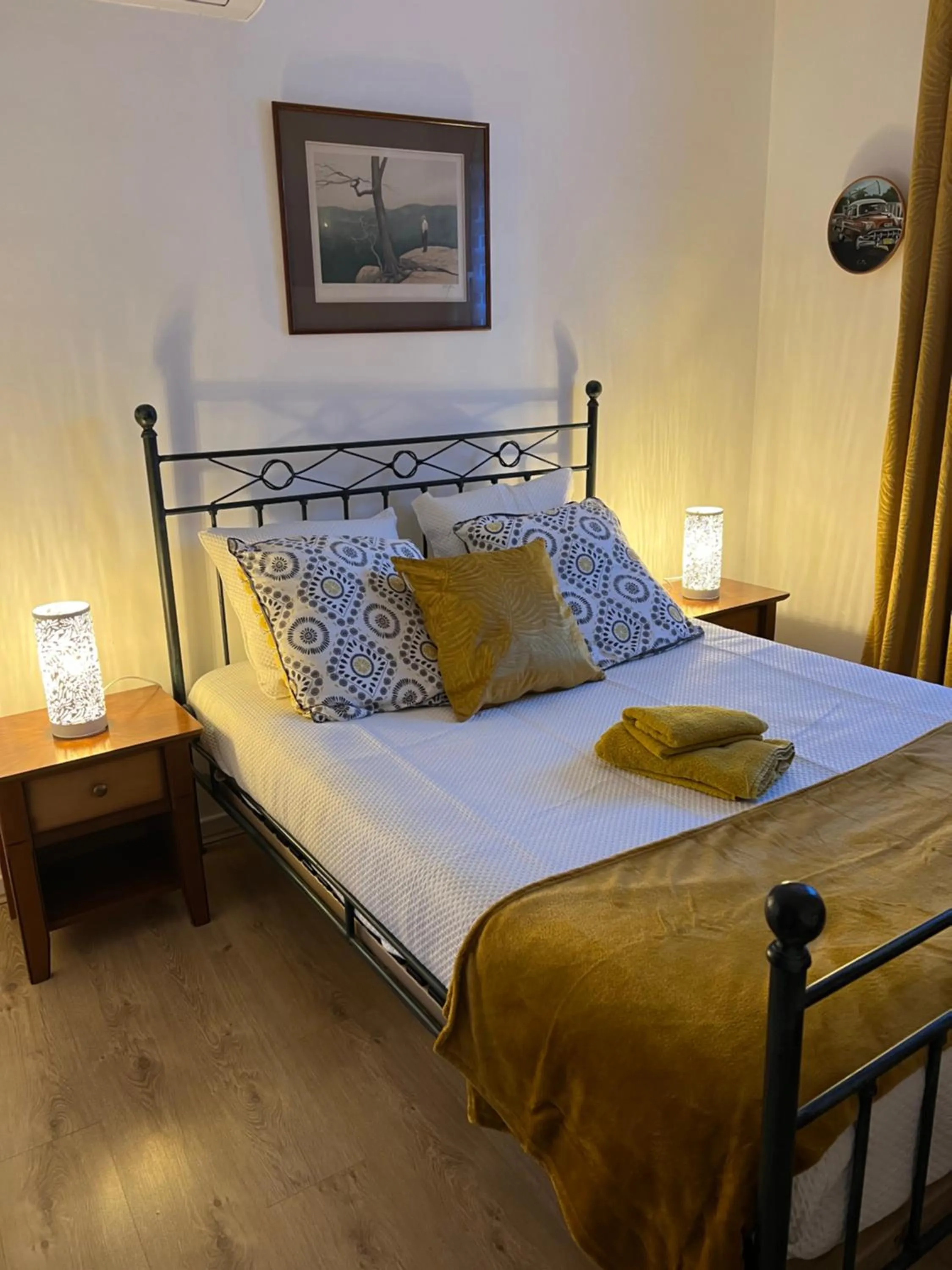 Photo of the whole room, Bed in LE MAS RESCATOR