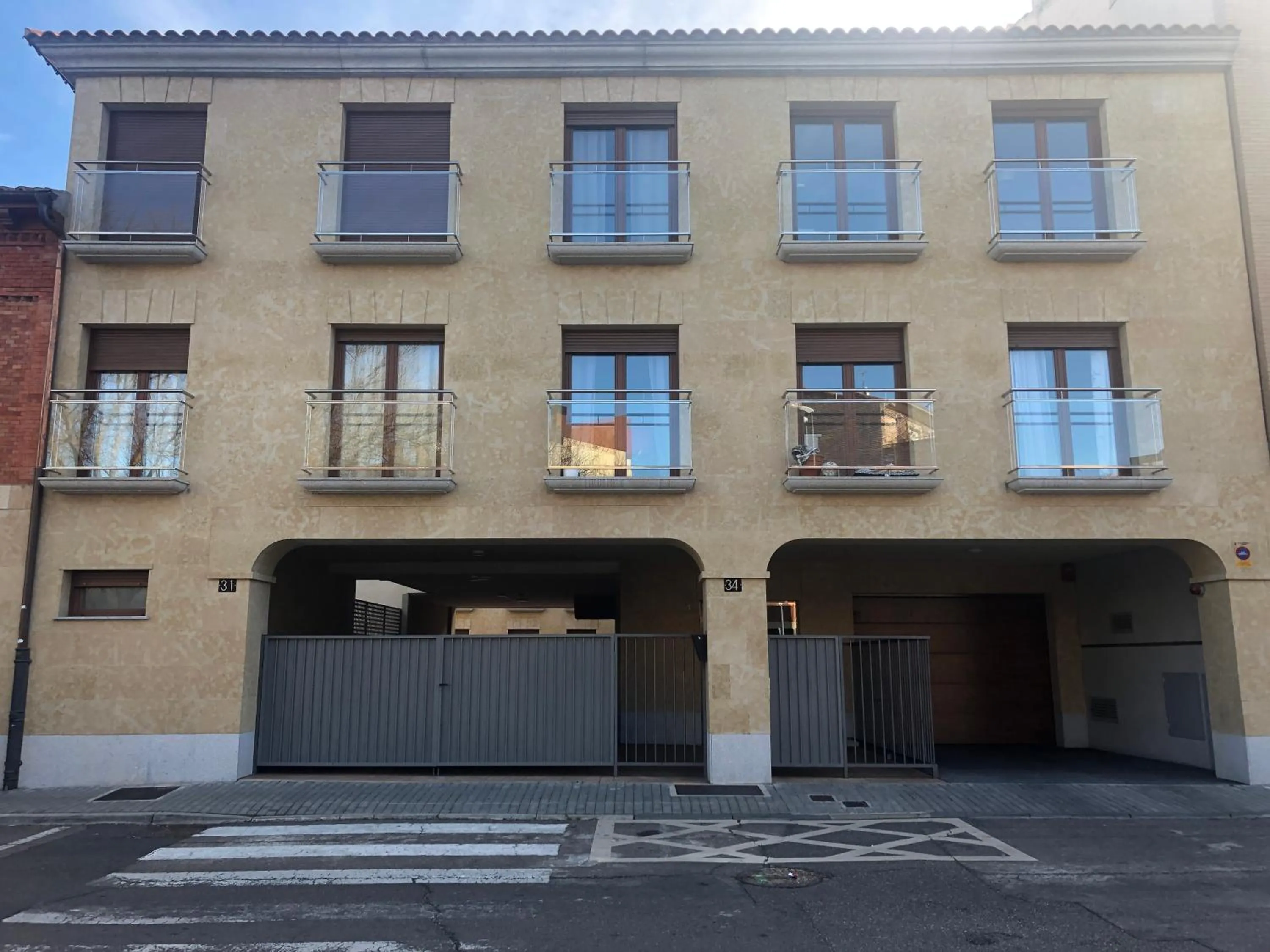 Property building in Apartamento turisticos Puente Romano P3 2-A