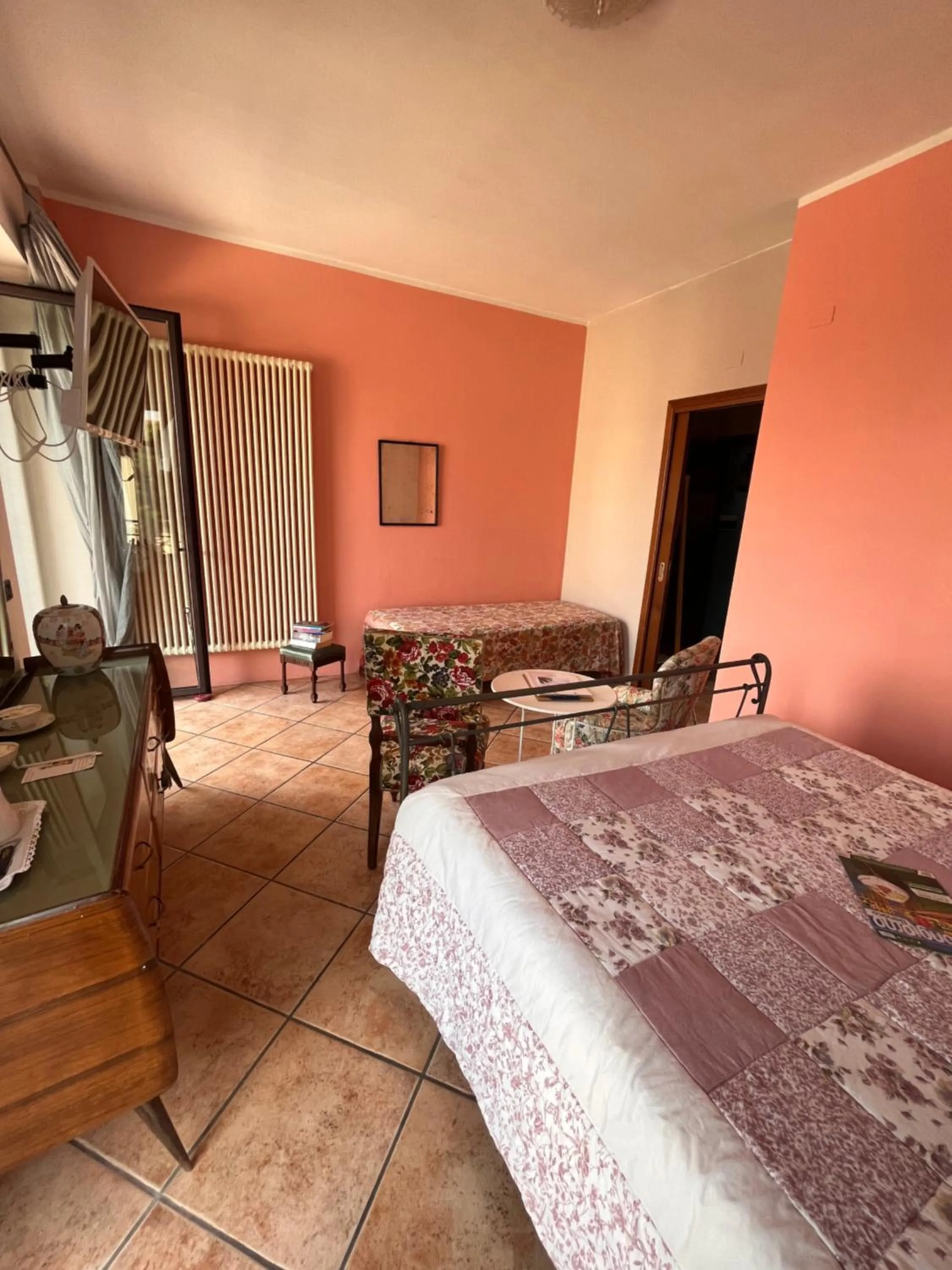 Bed in The Tower Of The Old King