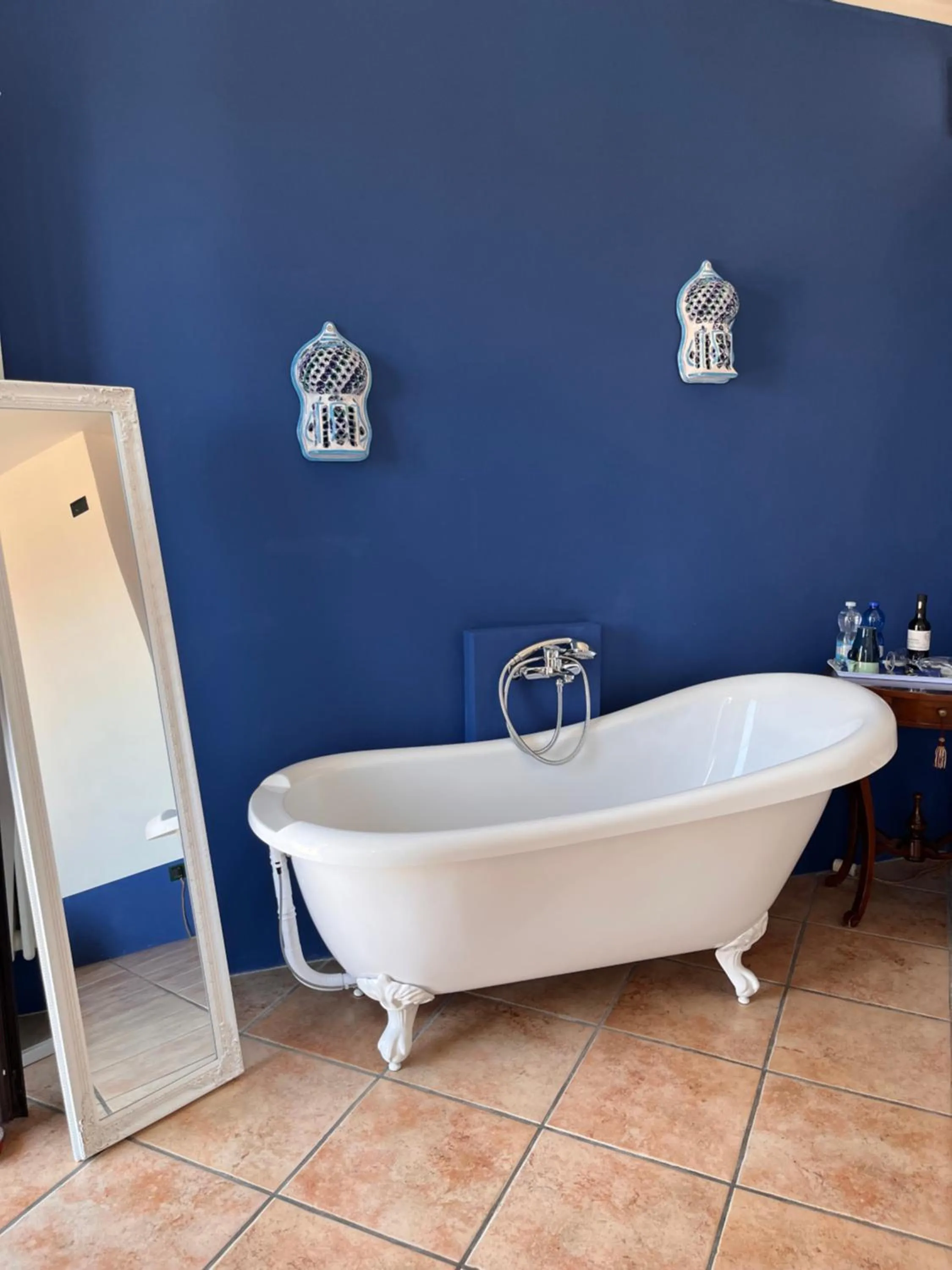 Bath in The Tower Of The Old King