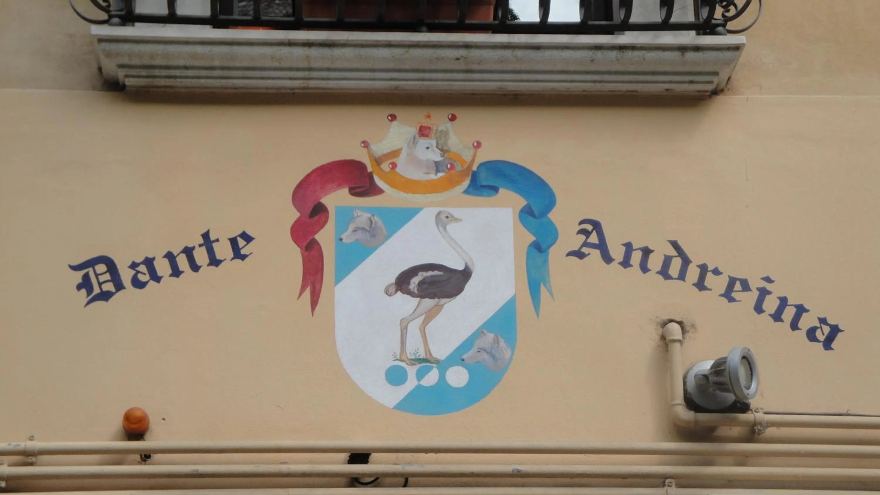 Decorative detail in The Tower Of The Old King